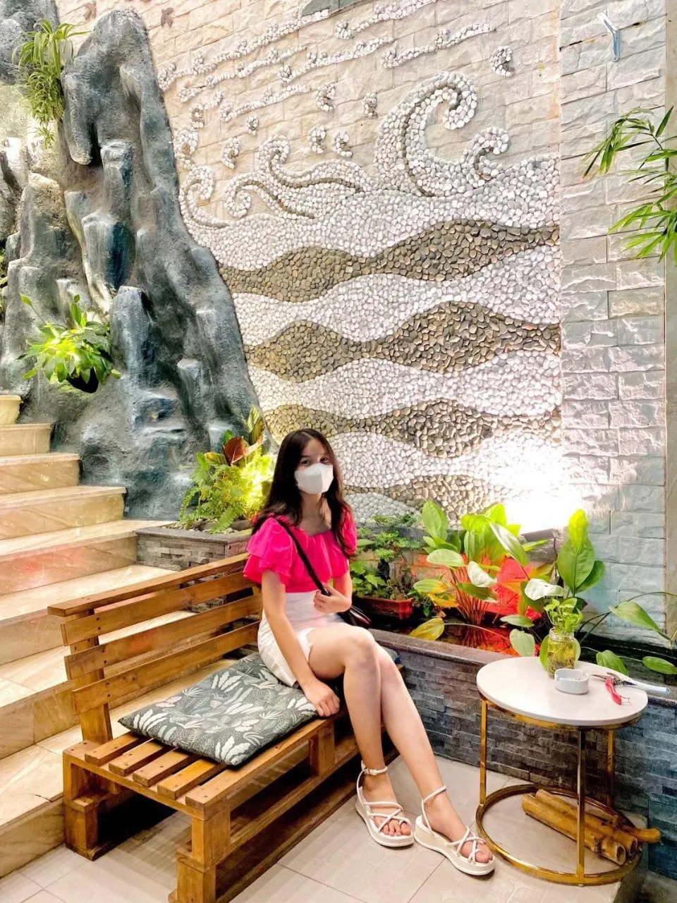 Guests in Yen Vang Hotel & Apartment Nha Trang