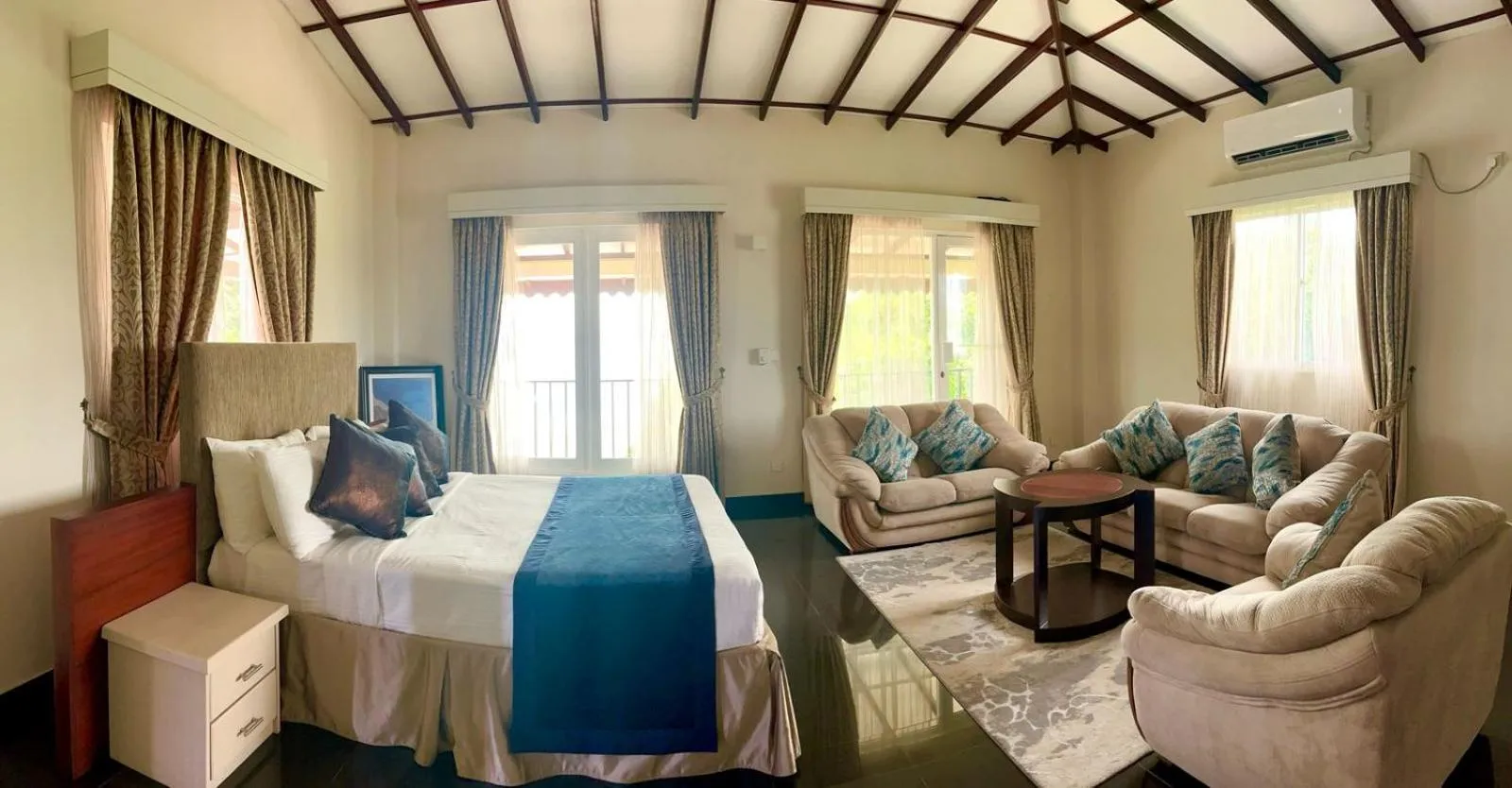 Bed in Nilakma Lagoon