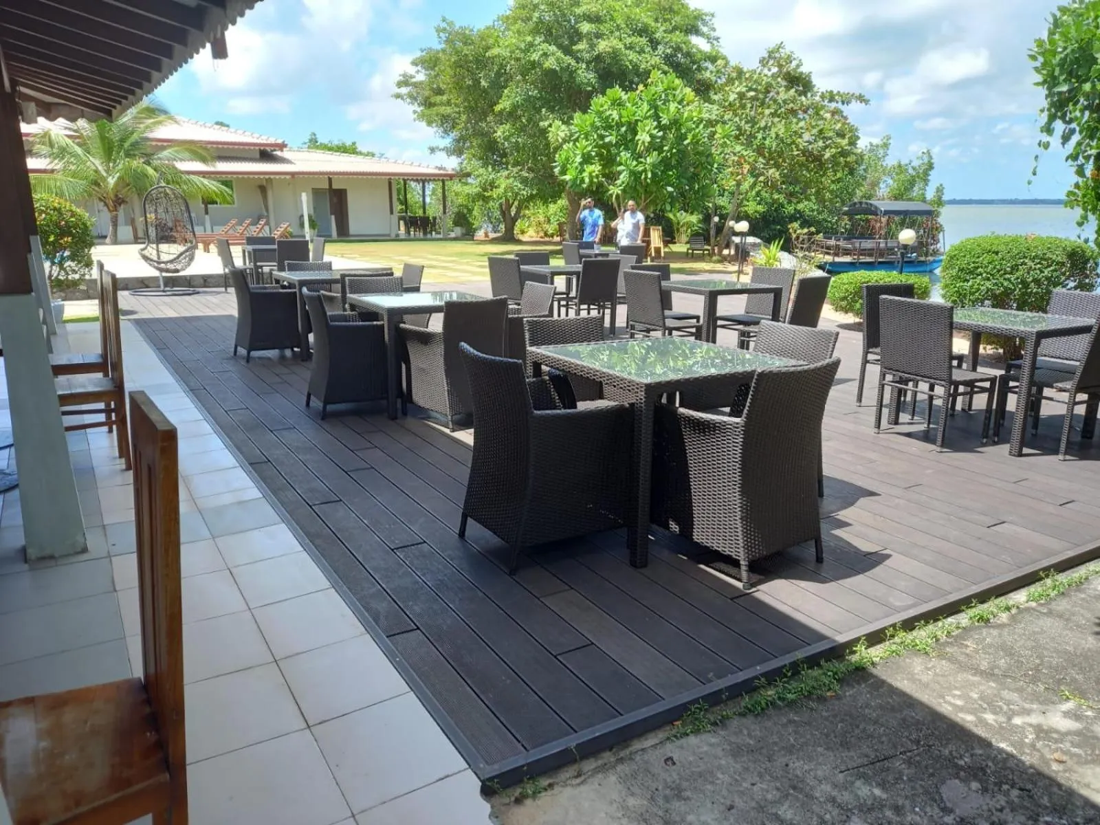 Garden in Nilakma Lagoon