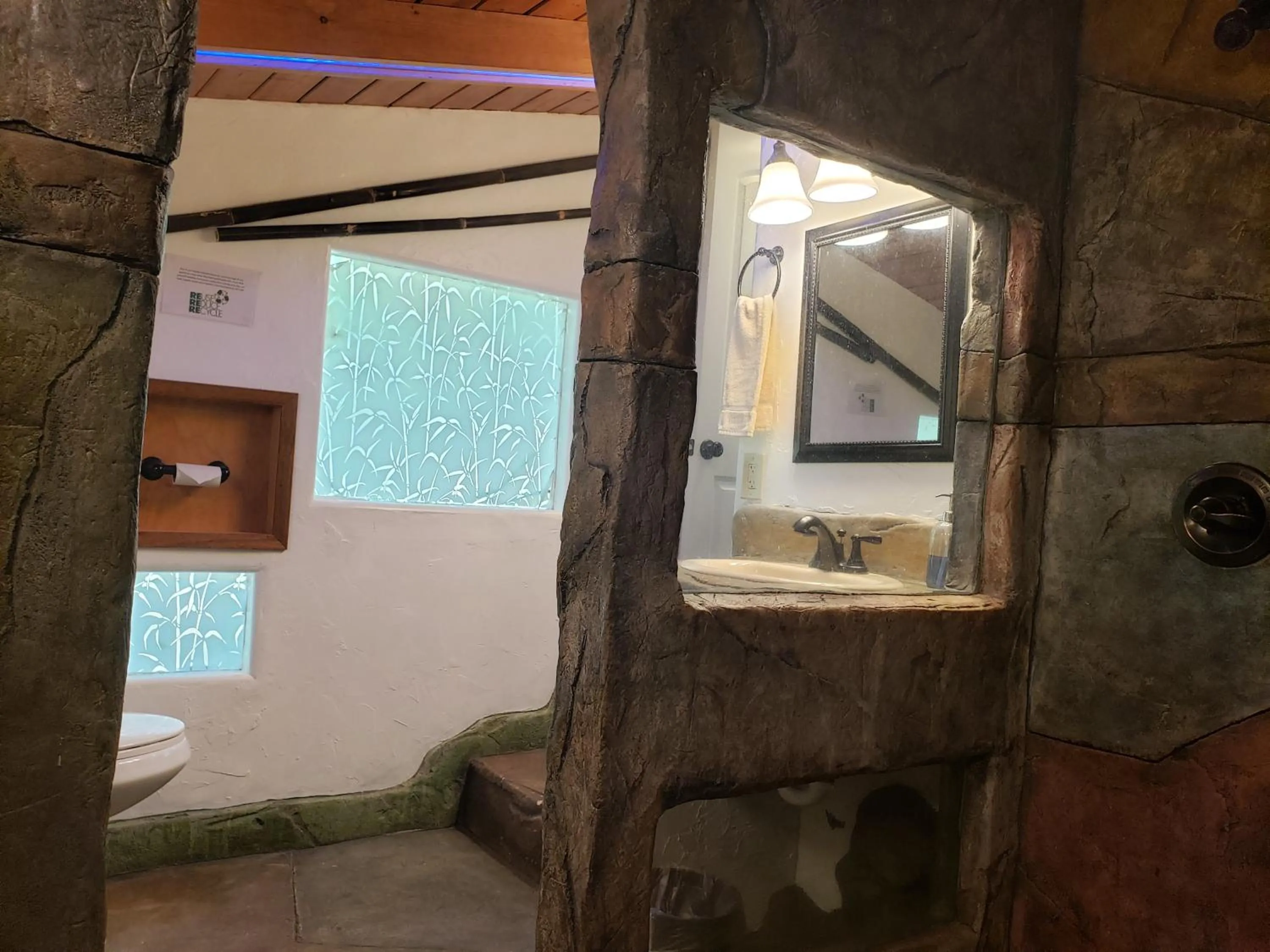 Bathroom in Chalet Kilauea