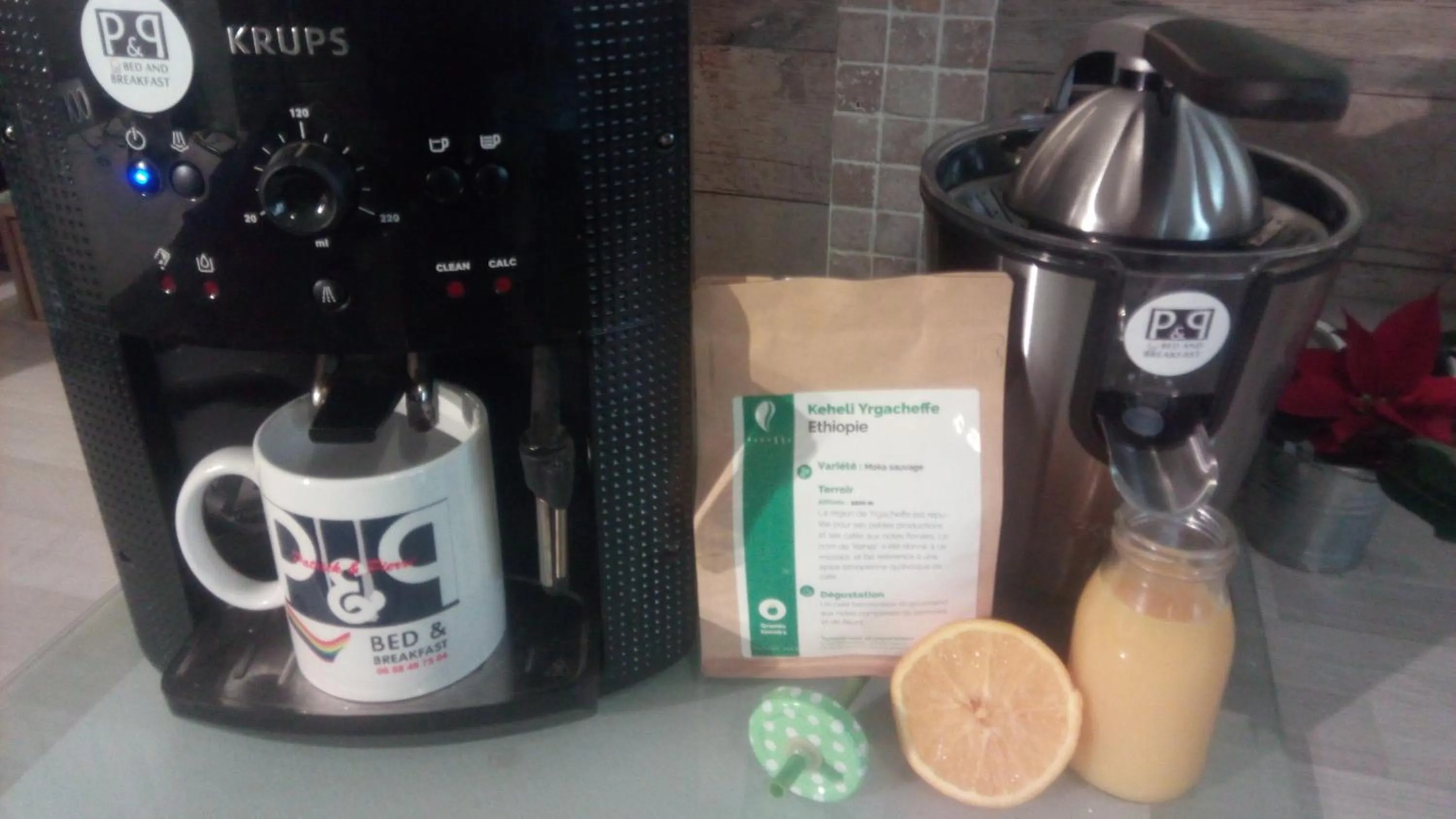 Drinks in Bed and Breakfast P&P Nîmes-Centre