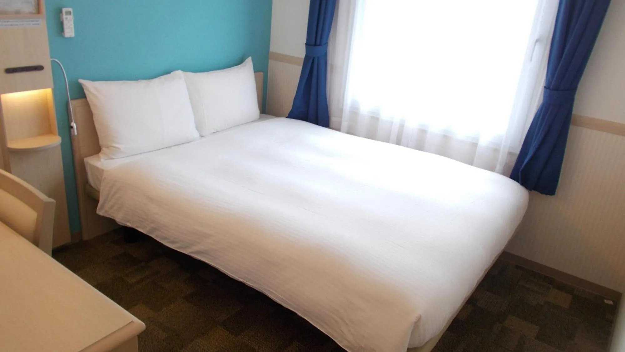 Bedroom, Bed in Toyoko Inn Osaka Tenjinbashi-suji Rokuchome