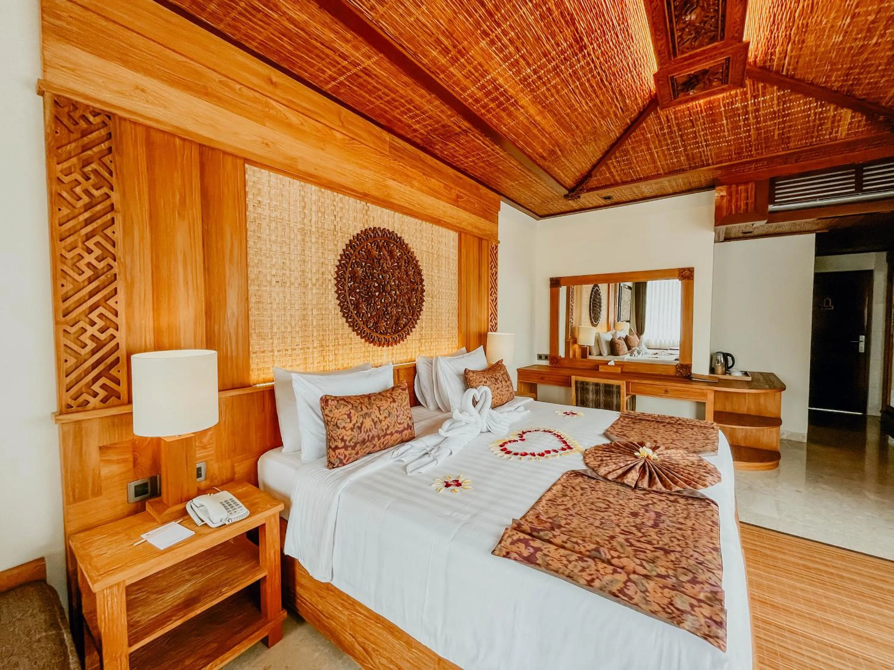 Photo of the whole room, Bed in Sakti Garden Resort & Spa