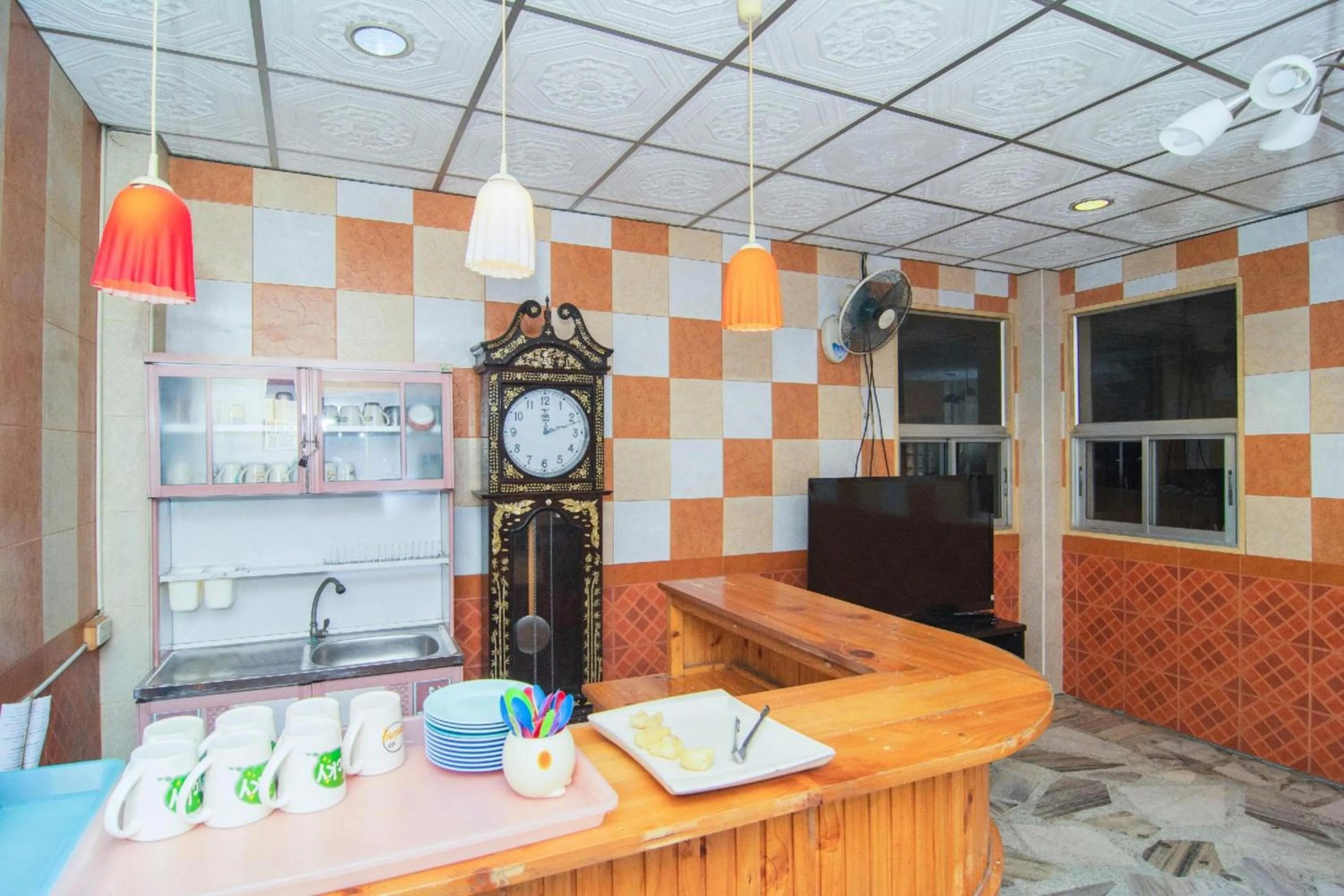 Dining area in OYO 534 Phasuk Hotel