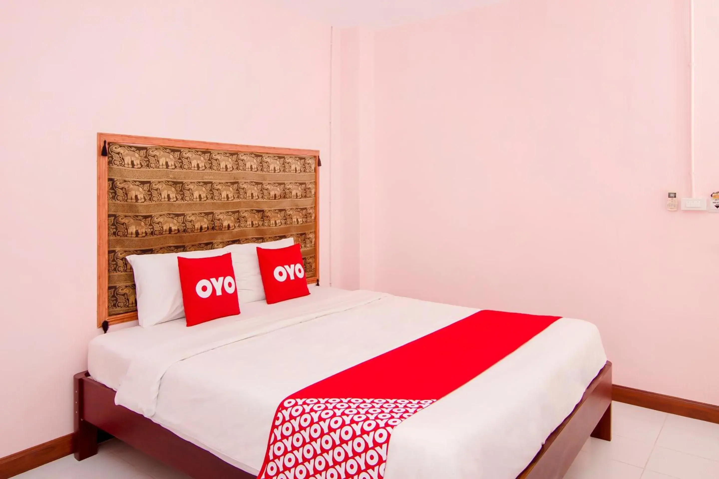 Standard Double Room in Baan Taklom Chomtalay Standard Double Room in Baan Taklom Chomtalay