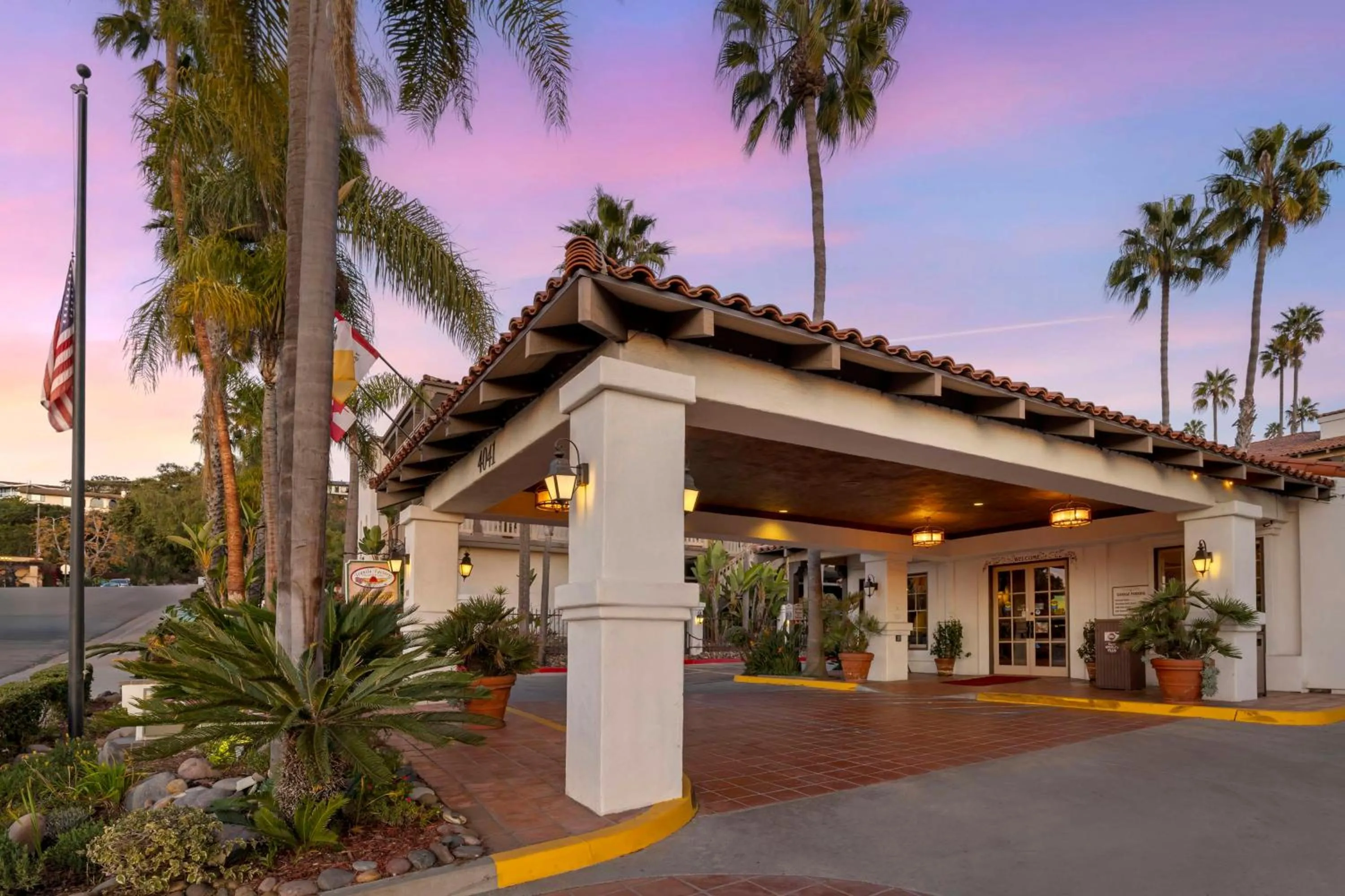 Property building in Best Western Plus Hacienda Hotel Old Town