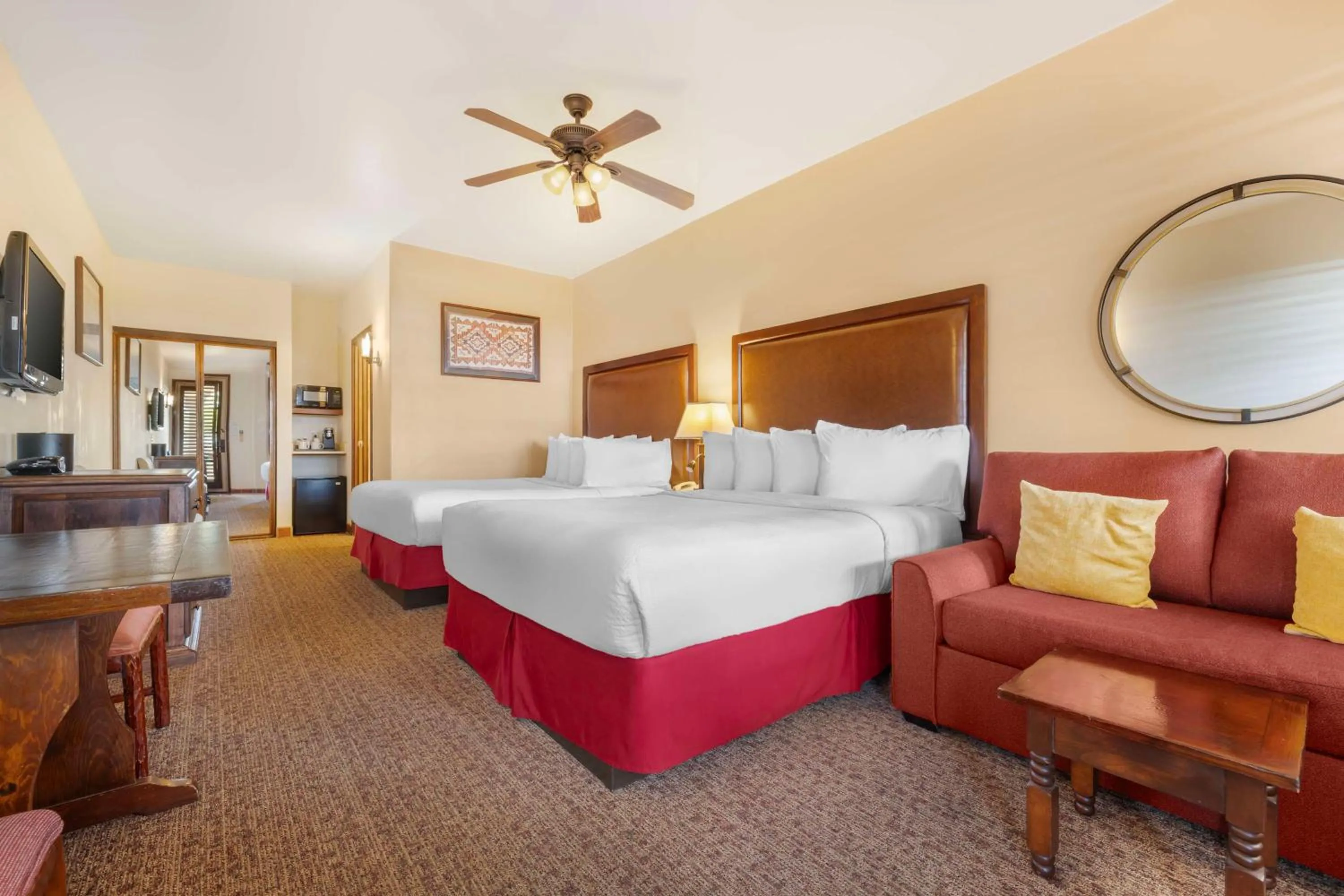 Bedroom, Bed in Best Western Plus Hacienda Hotel Old Town