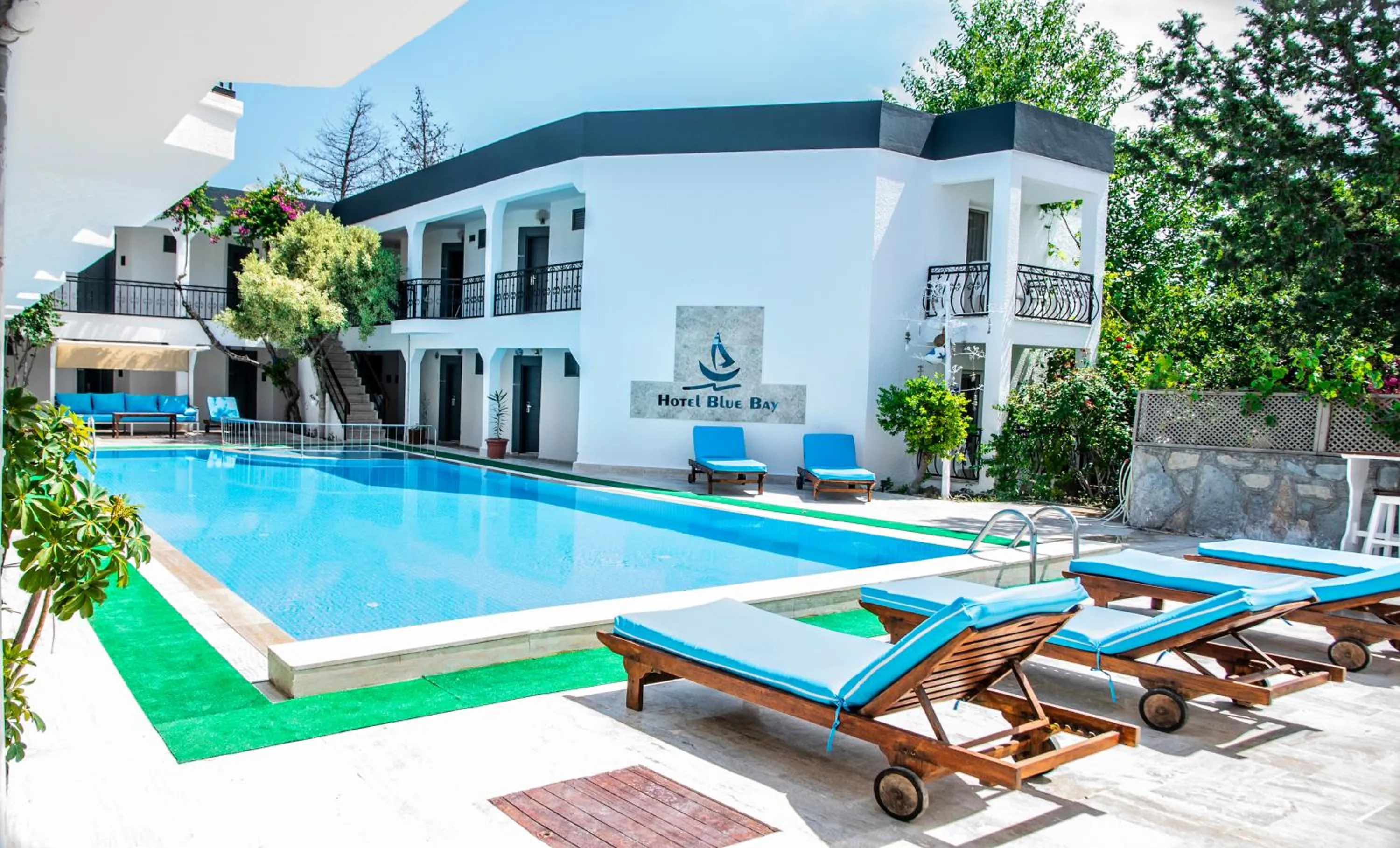 Property building in Blue Bay Beach Hotel