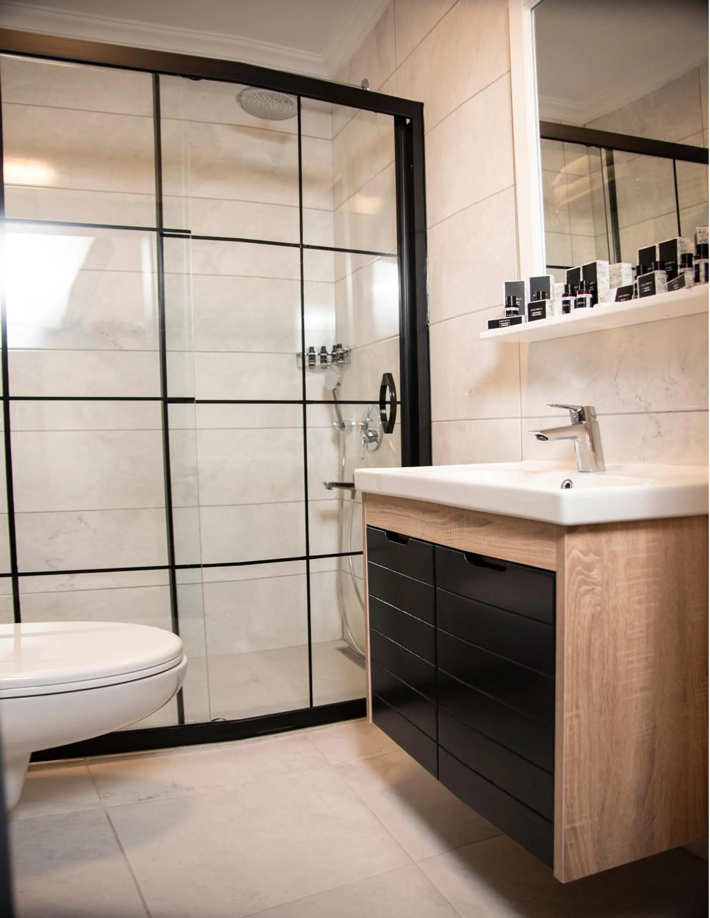 Shower in Blue Bay Beach Hotel