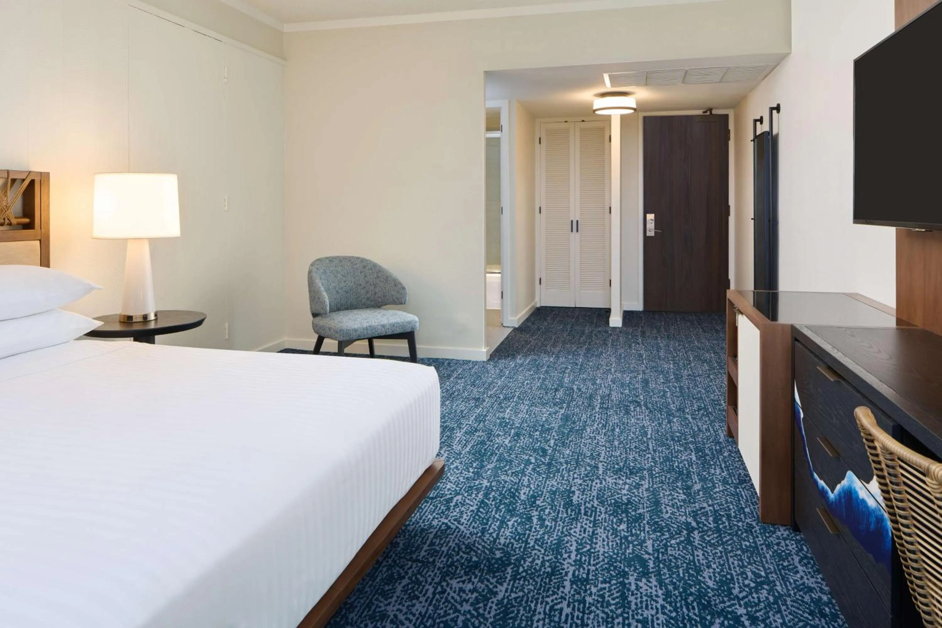 Bedroom, Bed in OUTRIGGER Kona Resort and Spa