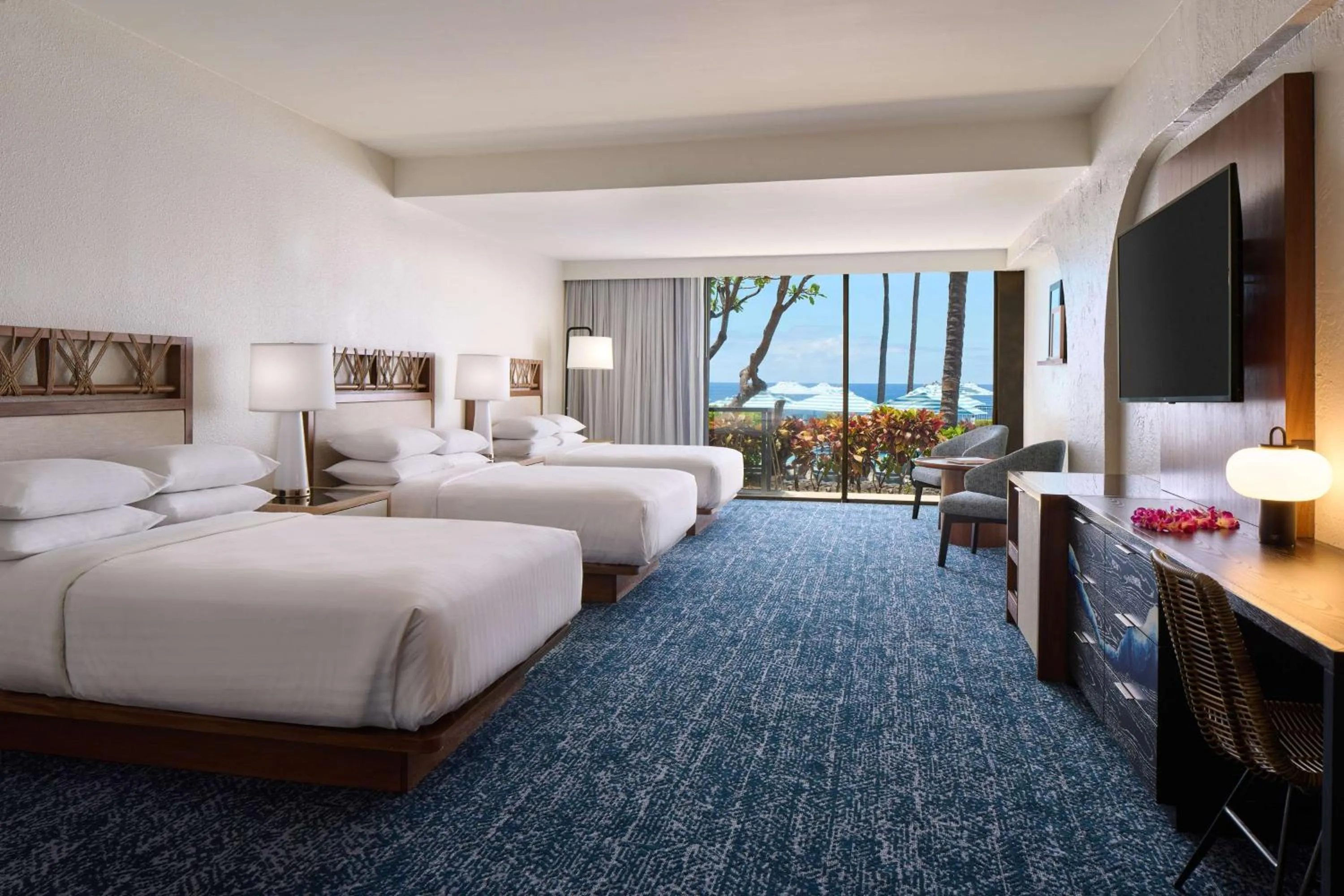 Bedroom, Bed in OUTRIGGER Kona Resort and Spa