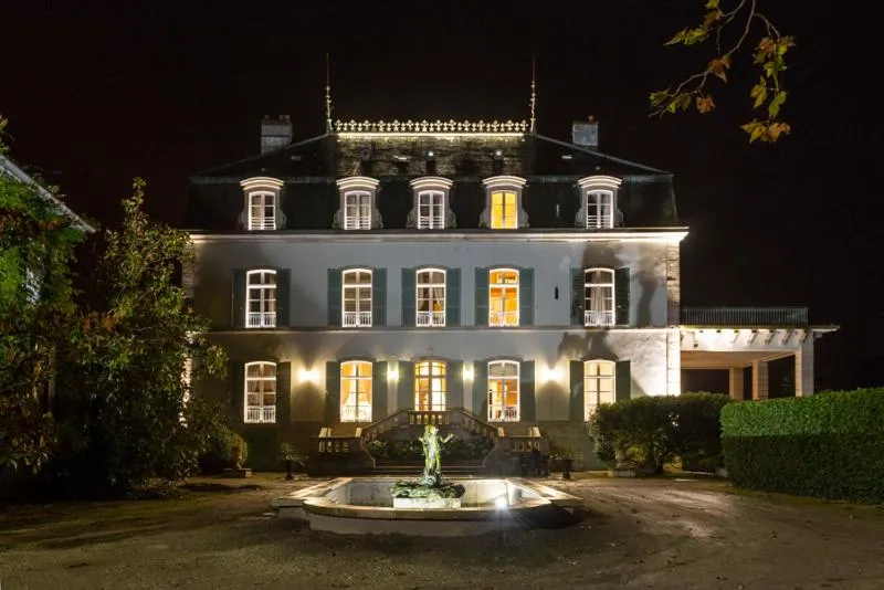 Property building in Chateau du Bec du Gave