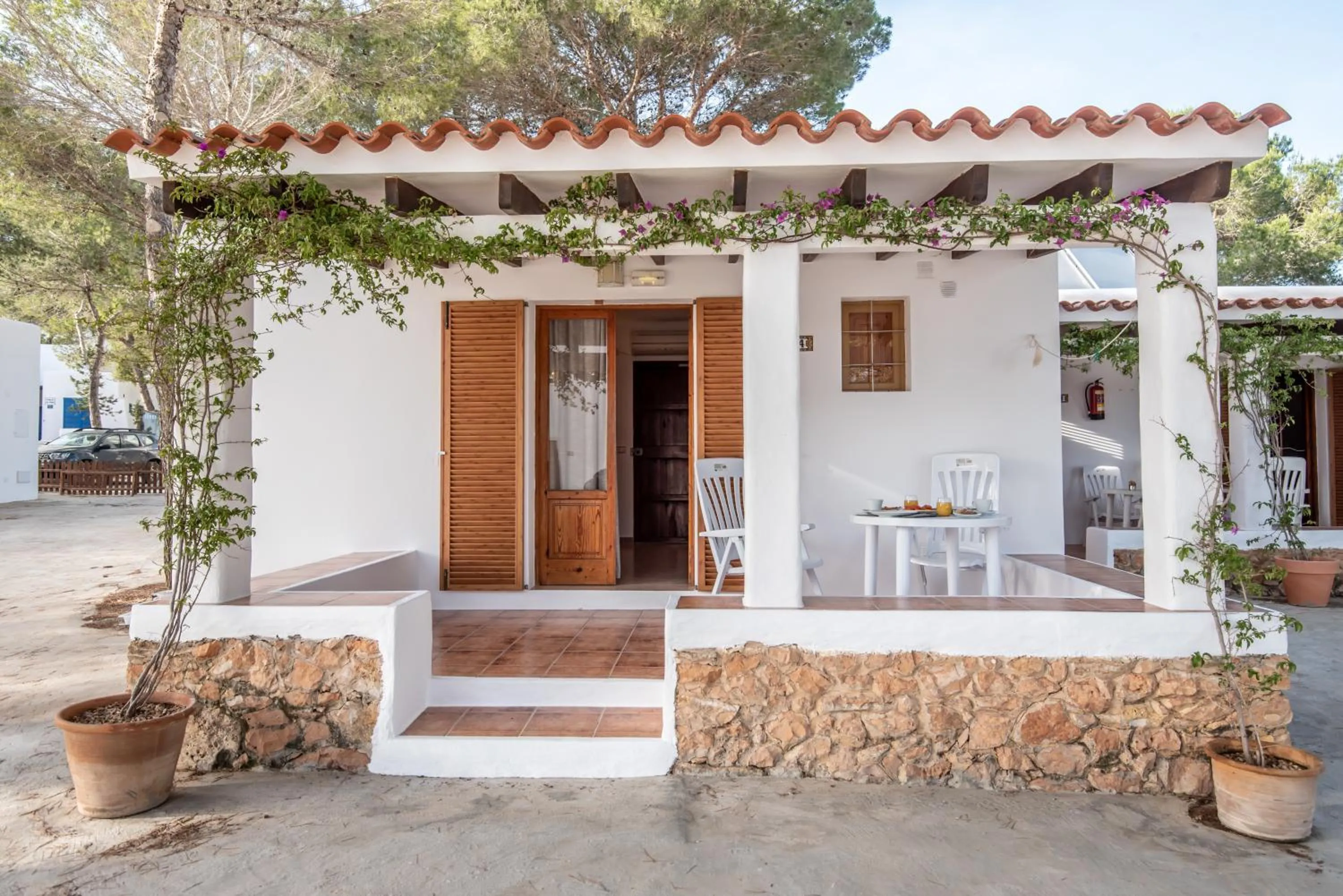 Facade/entrance in Bungalows Es Pins - Emar Hotels