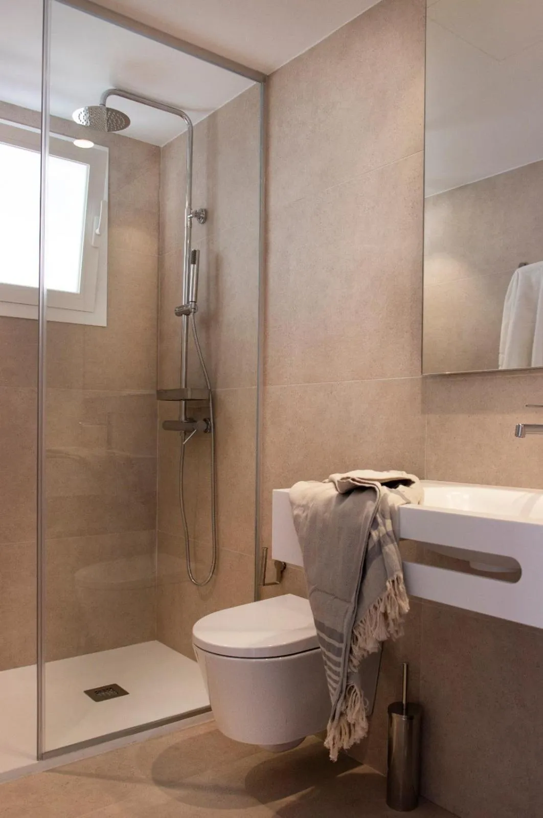 Shower in Bungalows Es Pins - Emar Hotels