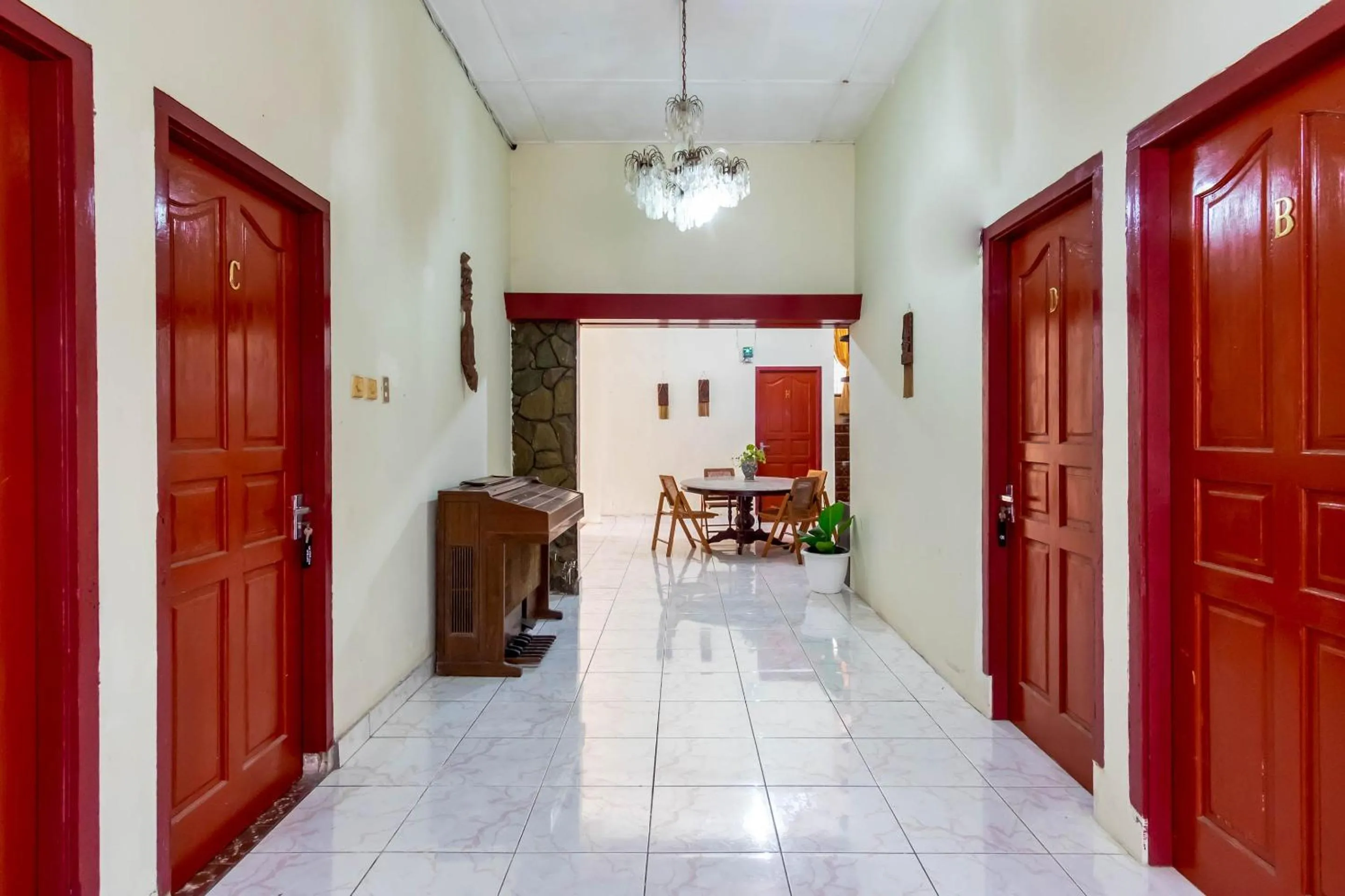 Lobby or reception in OYO Living 2604 Elicia Kost