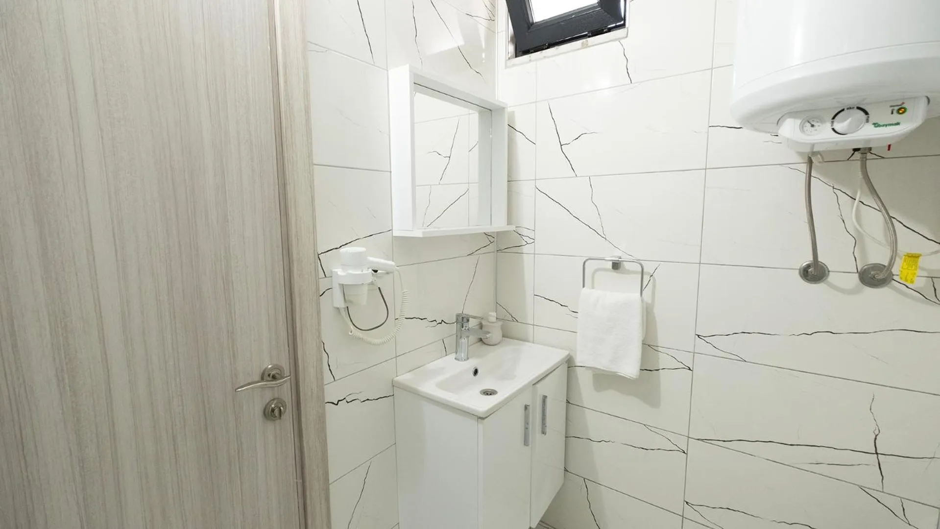 Bathroom in Yalıköy Deniz Otel Istanbul