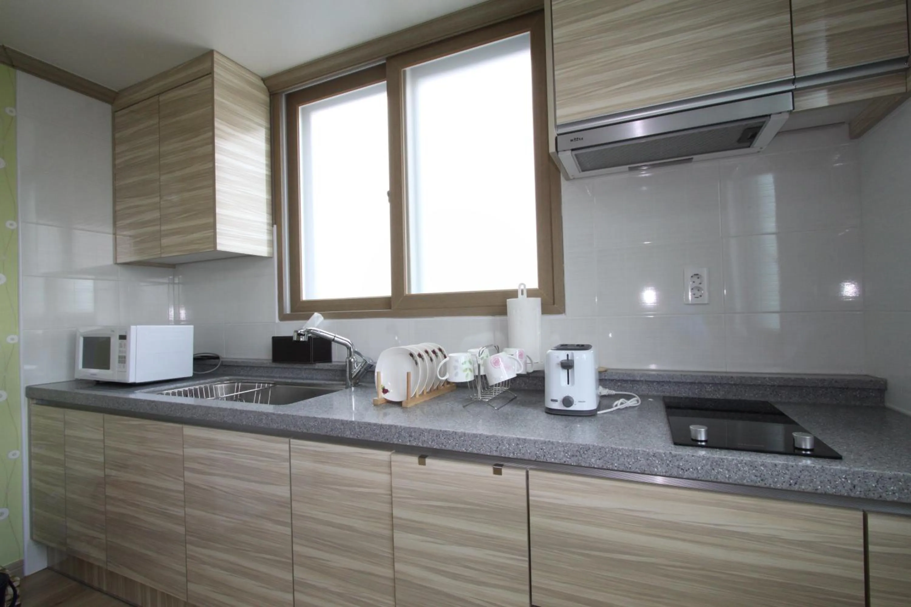 Kitchen or kitchenette in Hostel Dahyun & Guesthouse