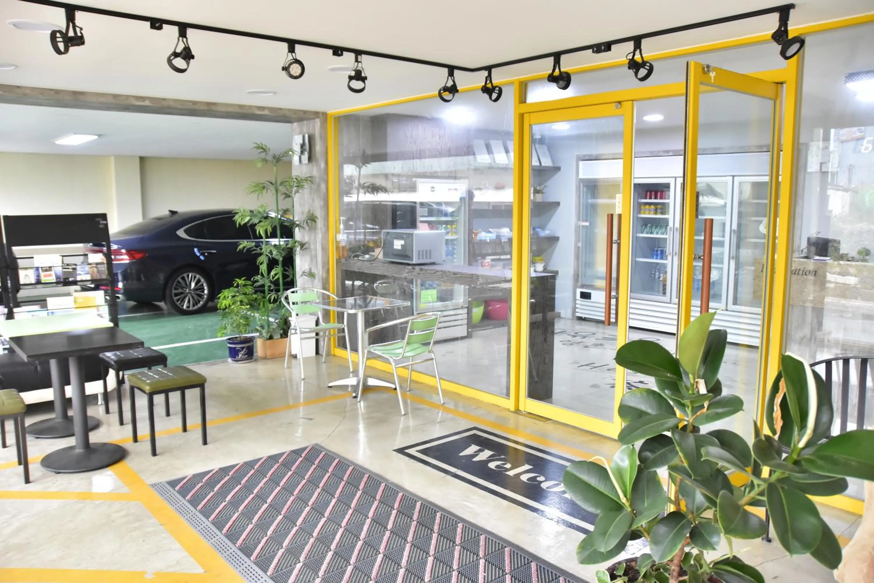 Lobby or reception in Hostel Dahyun & Guesthouse