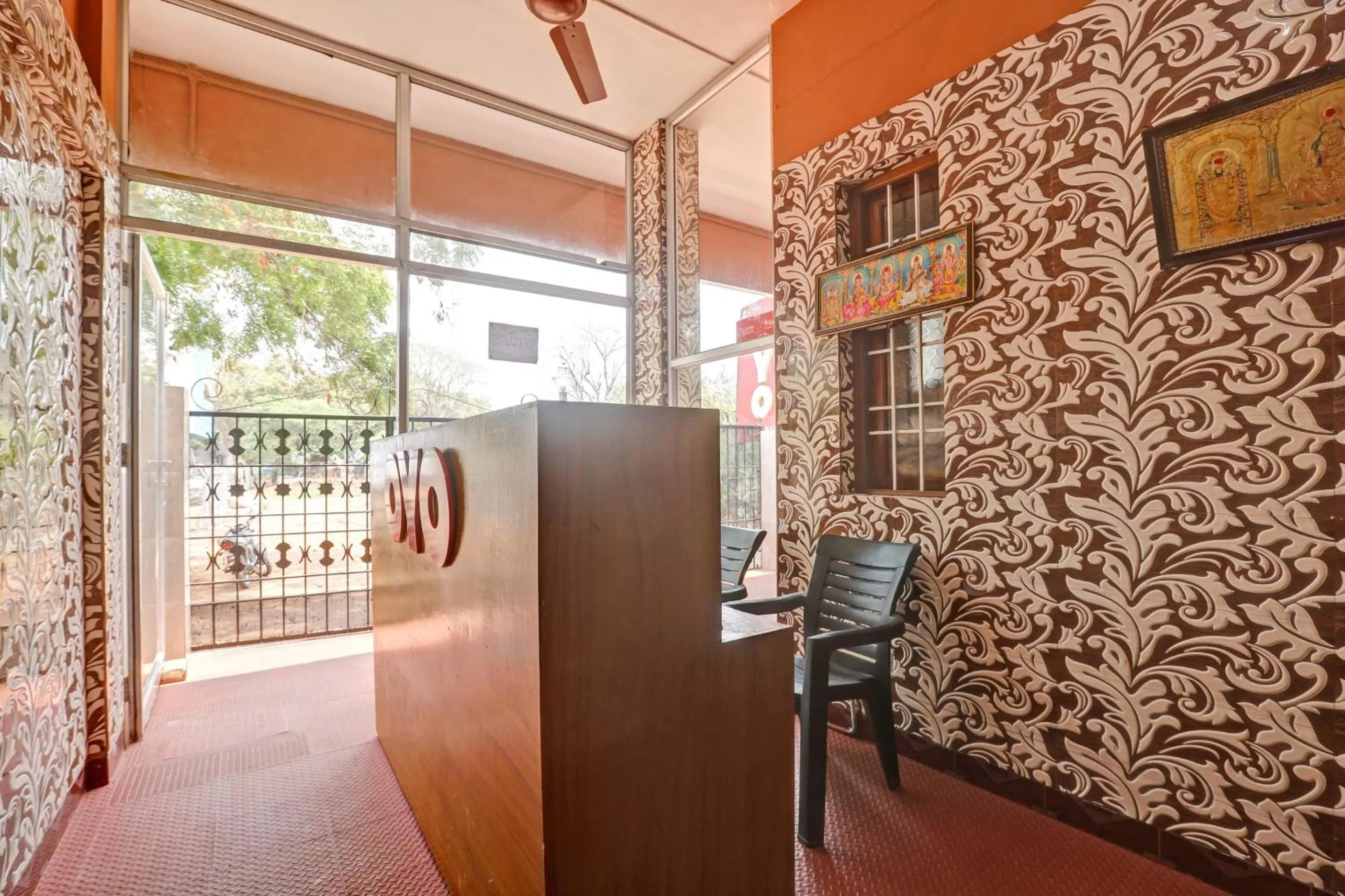 Lobby or reception in Hotel O by OYO Stayz