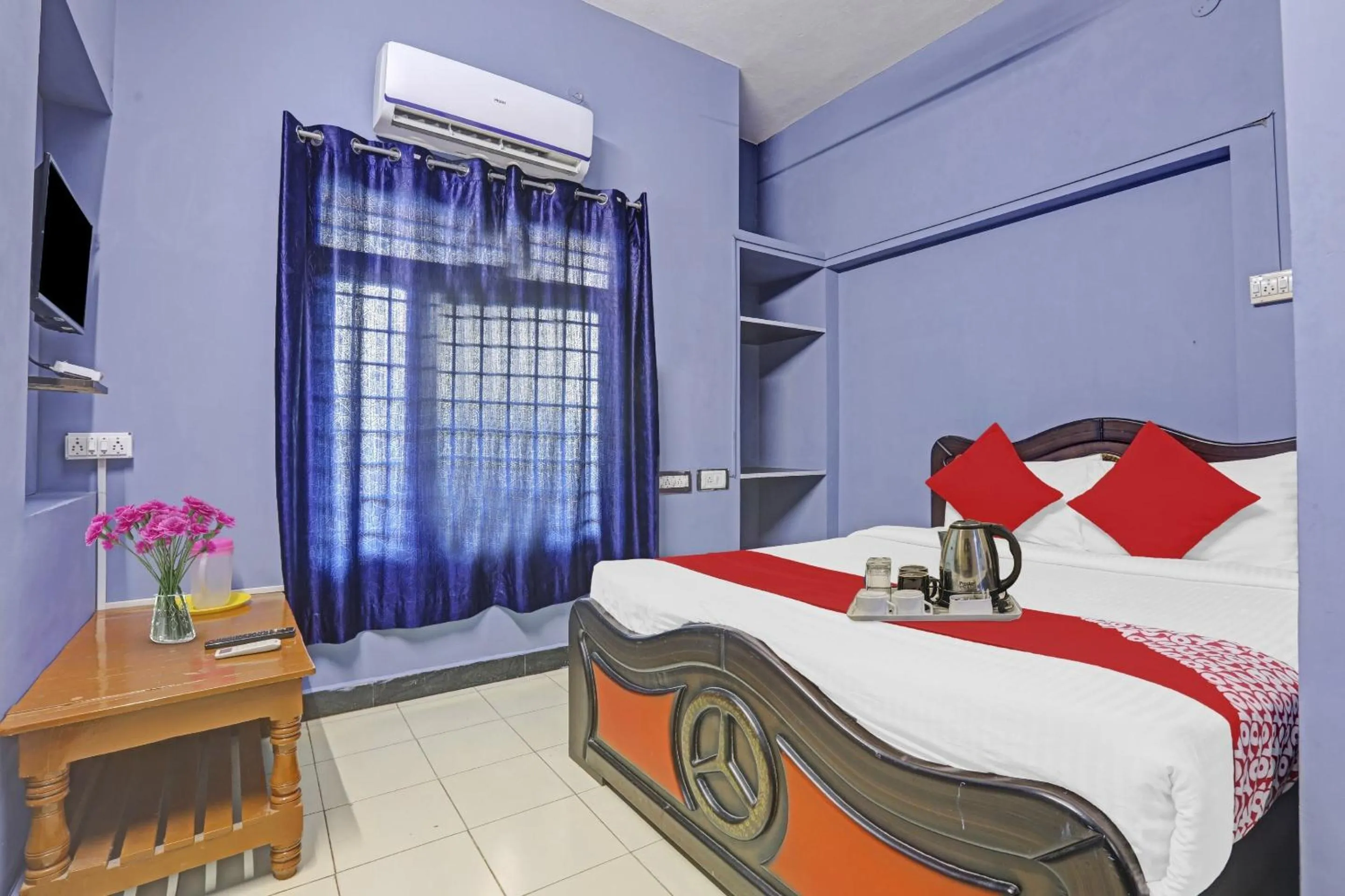 Bedroom, Bed in Hotel O by OYO Stayz