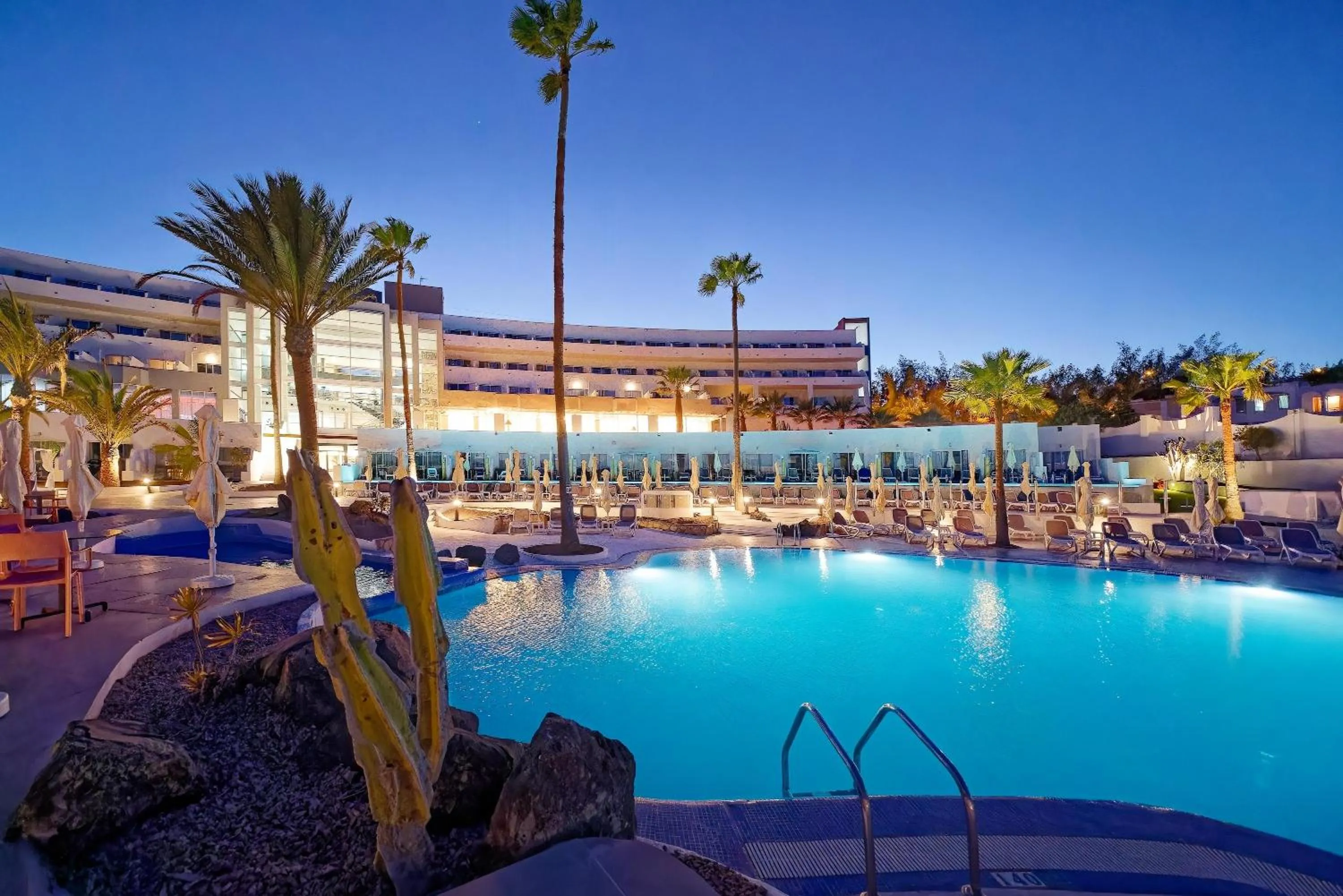 Swimming pool in BLUESEA Golden Beach