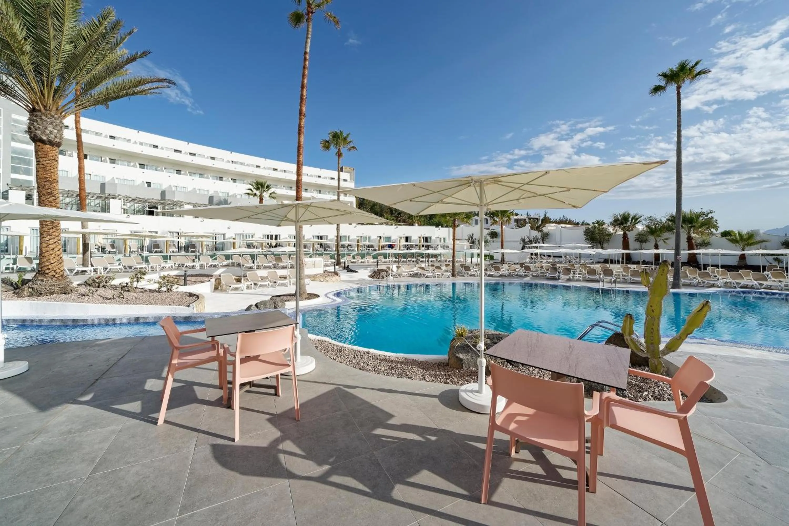 Swimming pool in Labranda Golden Beach