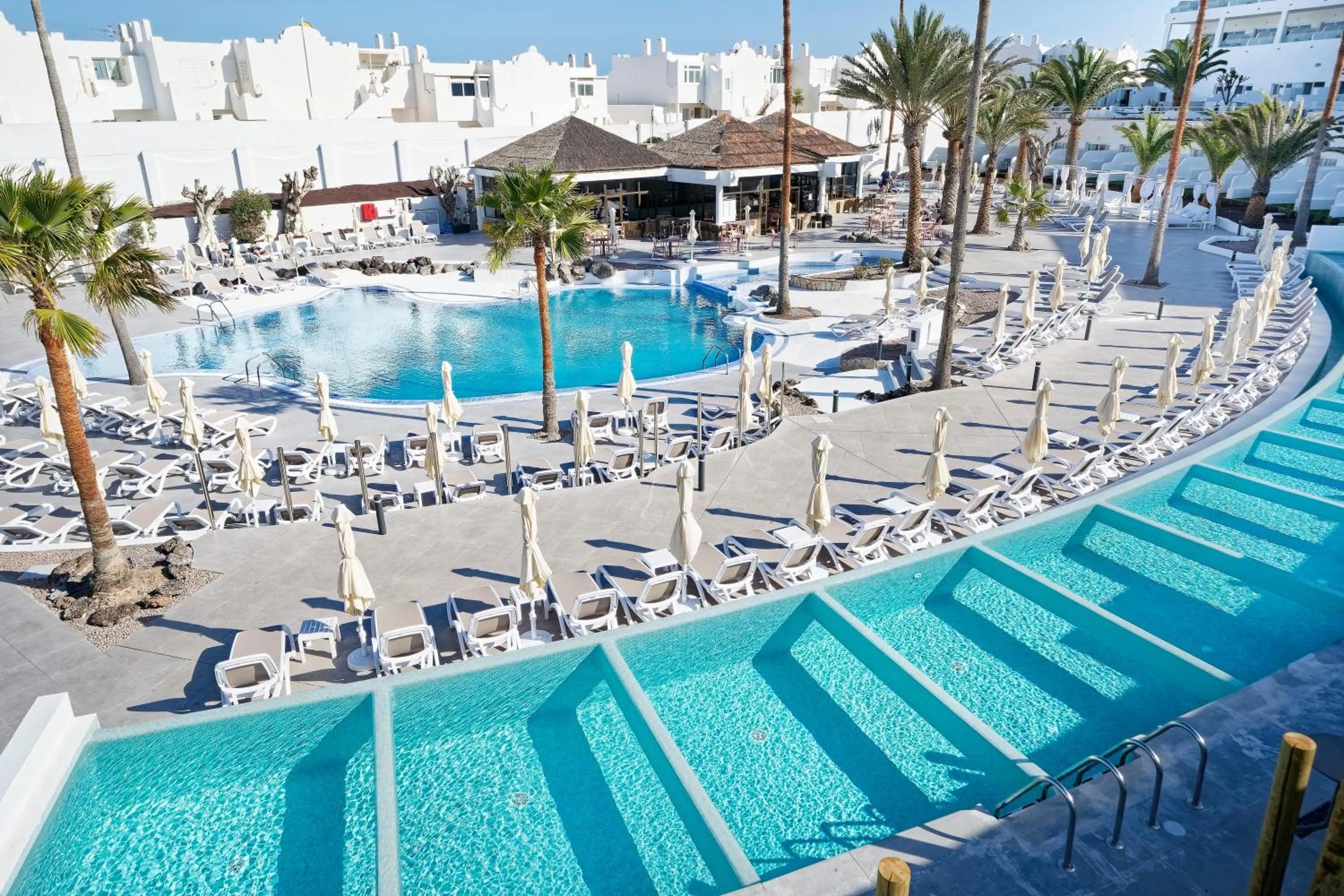 Swimming pool in Labranda Golden Beach