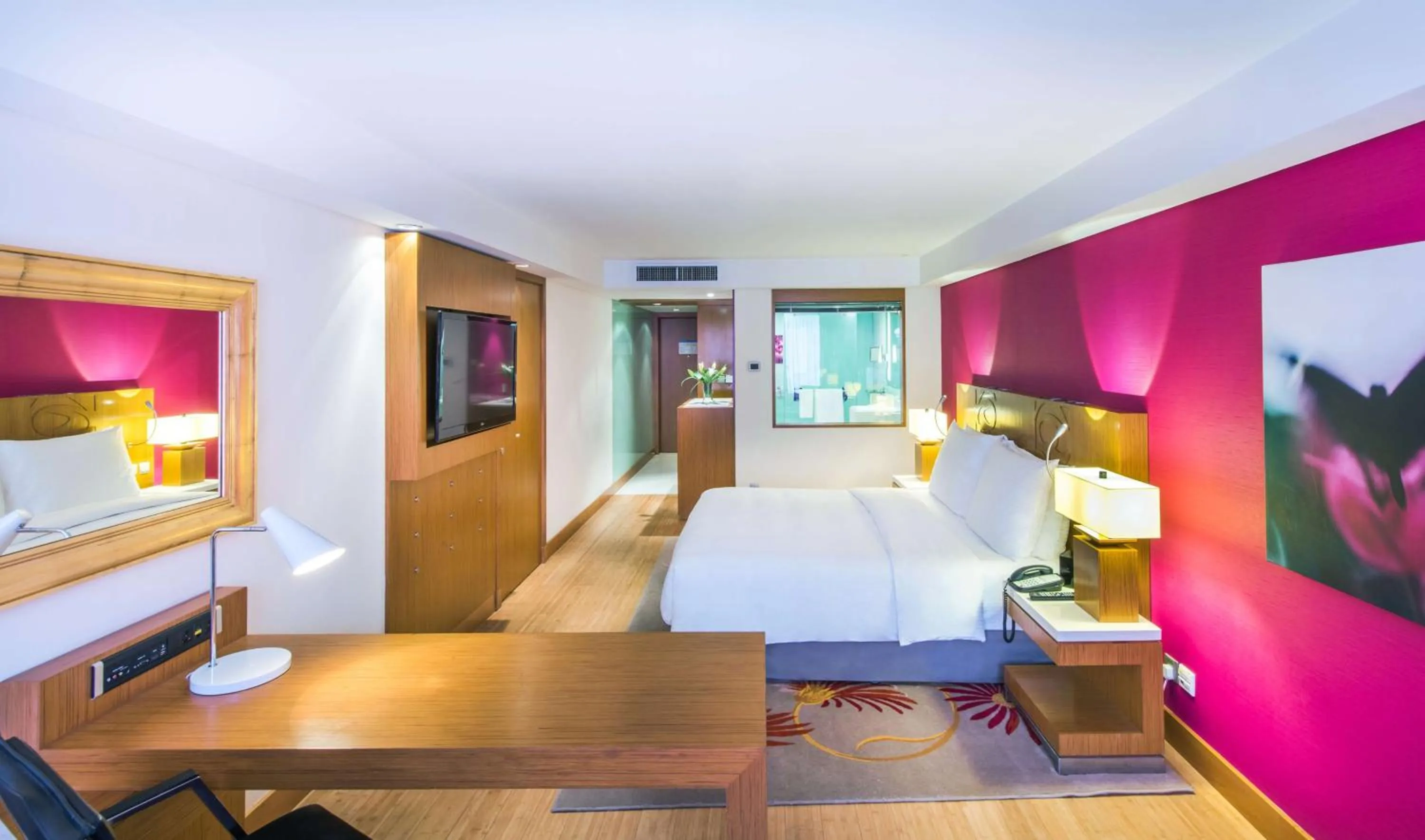 Photo of the whole room, Bed in Radisson Blu Hotel, Kuwait