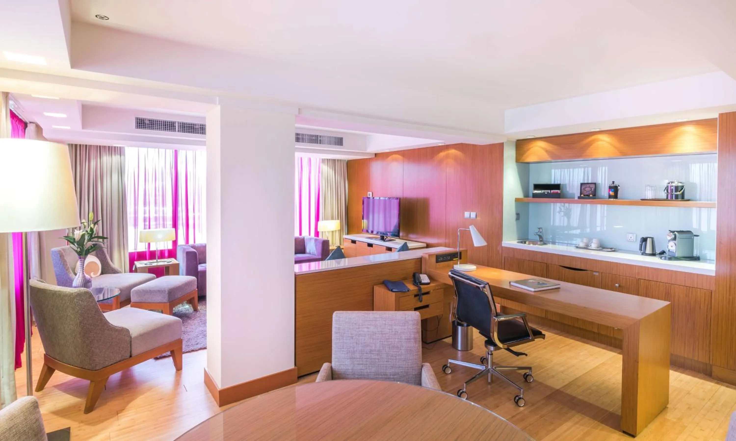 Photo of the whole room in Radisson Blu Hotel, Kuwait