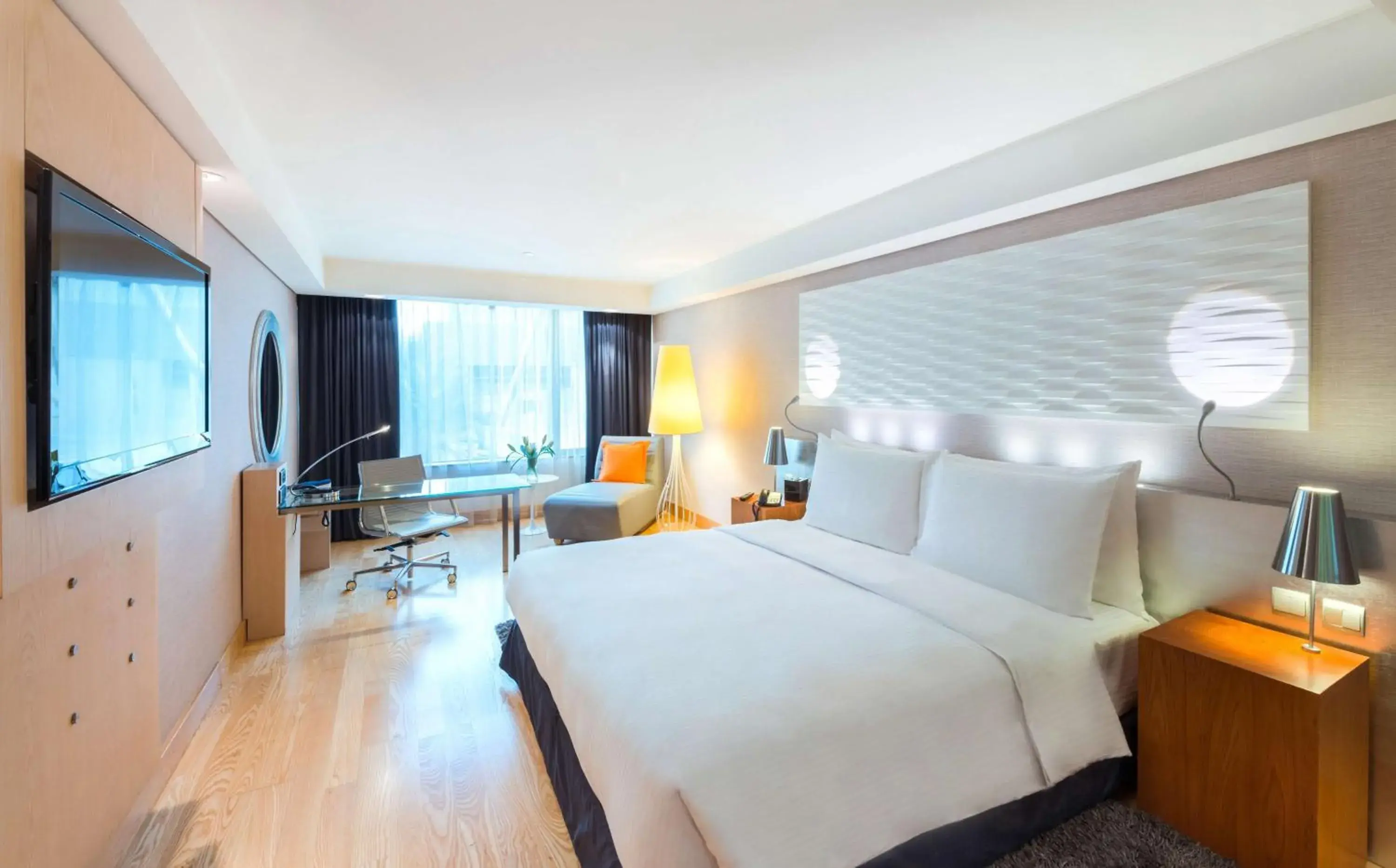 Superior Room in Radisson Blu Hotel, Kuwait Superior Room in Radisson Blu Hotel, Kuwait