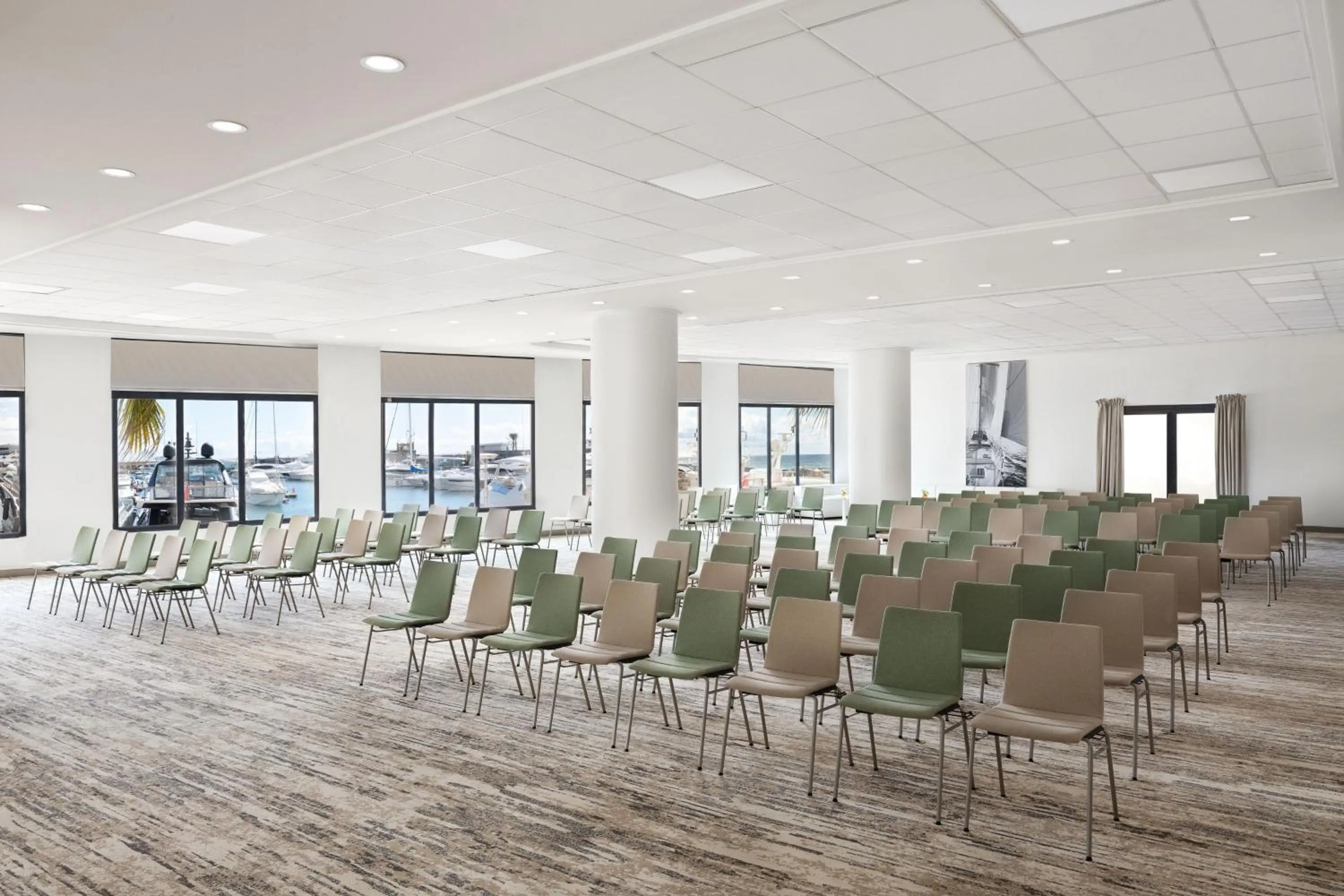 Meeting/conference room in Riviera Marriott Hotel La Porte De Monaco