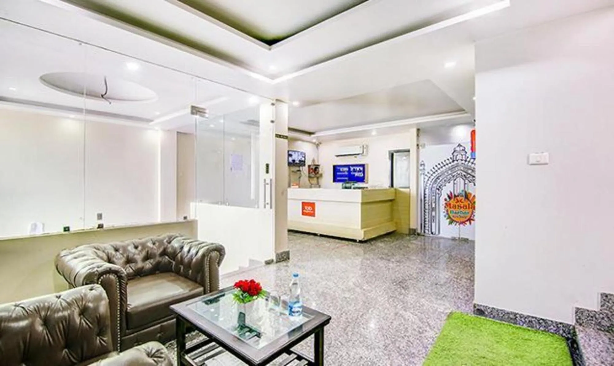 Lobby or reception in FabHotel The Gayatri Palace