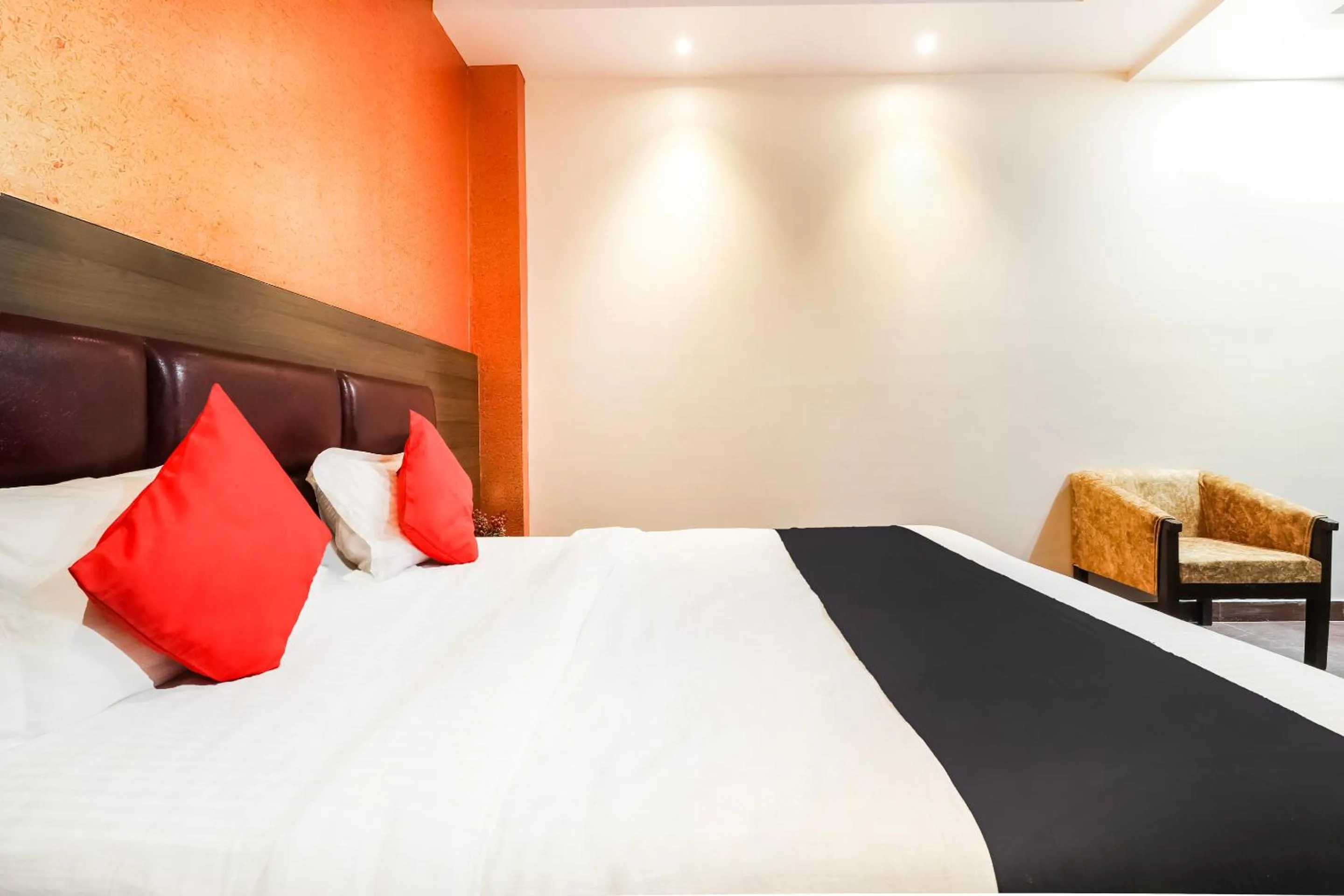 Bedroom, Bed in Collection O Gaytri Palace