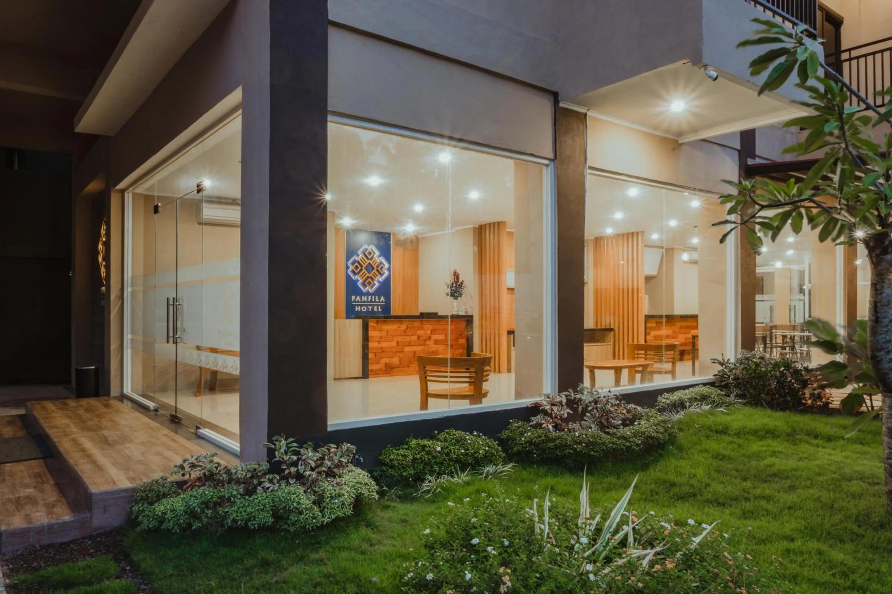 Facade/entrance in panfila hotel