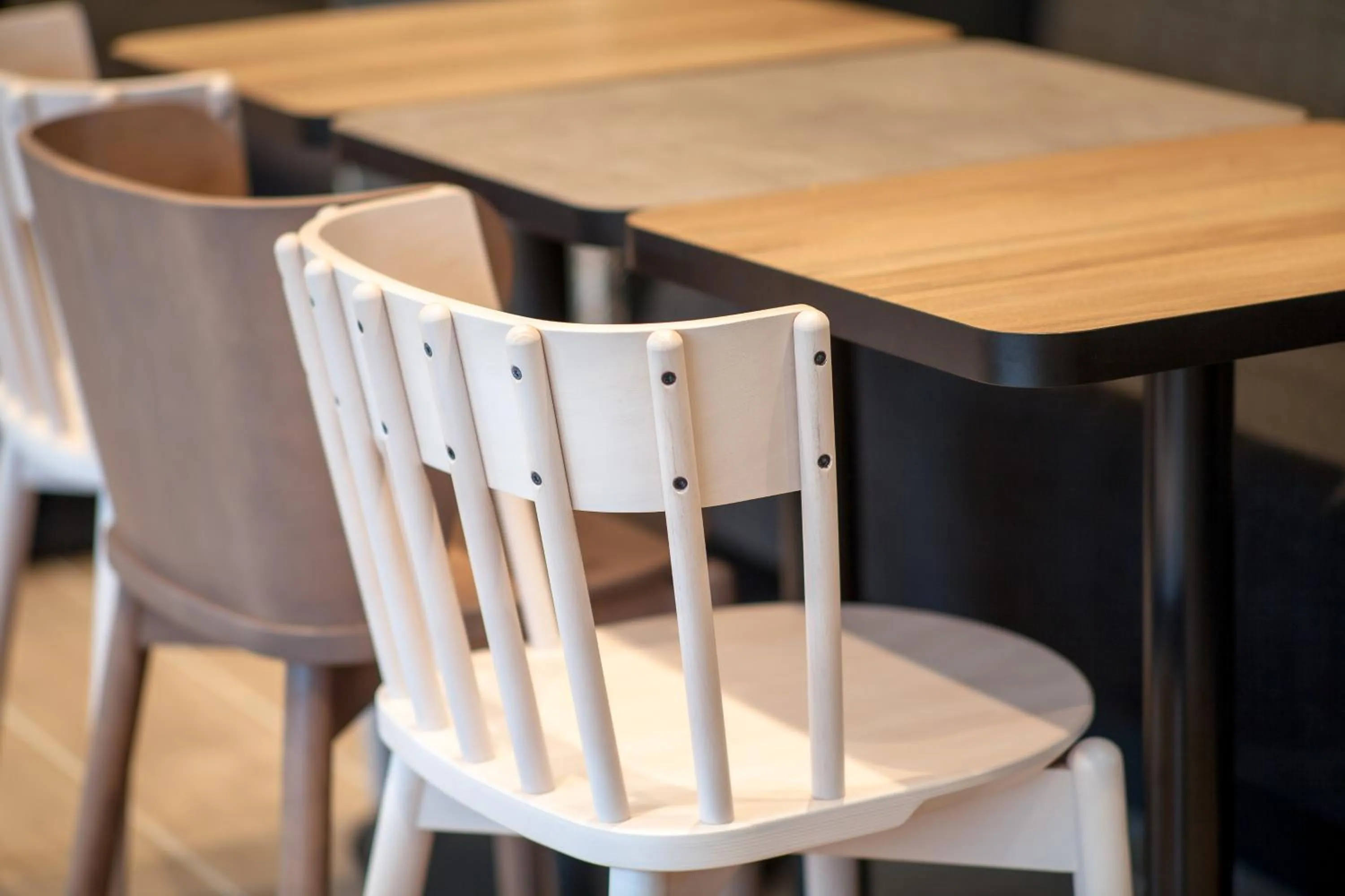 Dining area in ibis Budget Liege