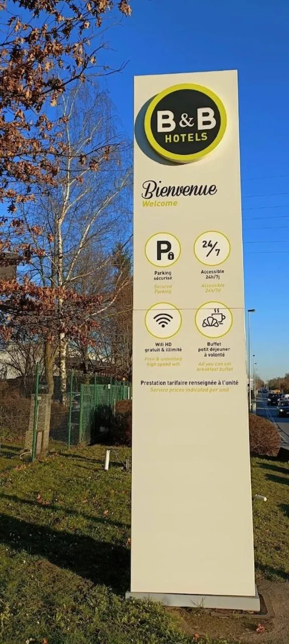 Street view in ibis Budget Liege