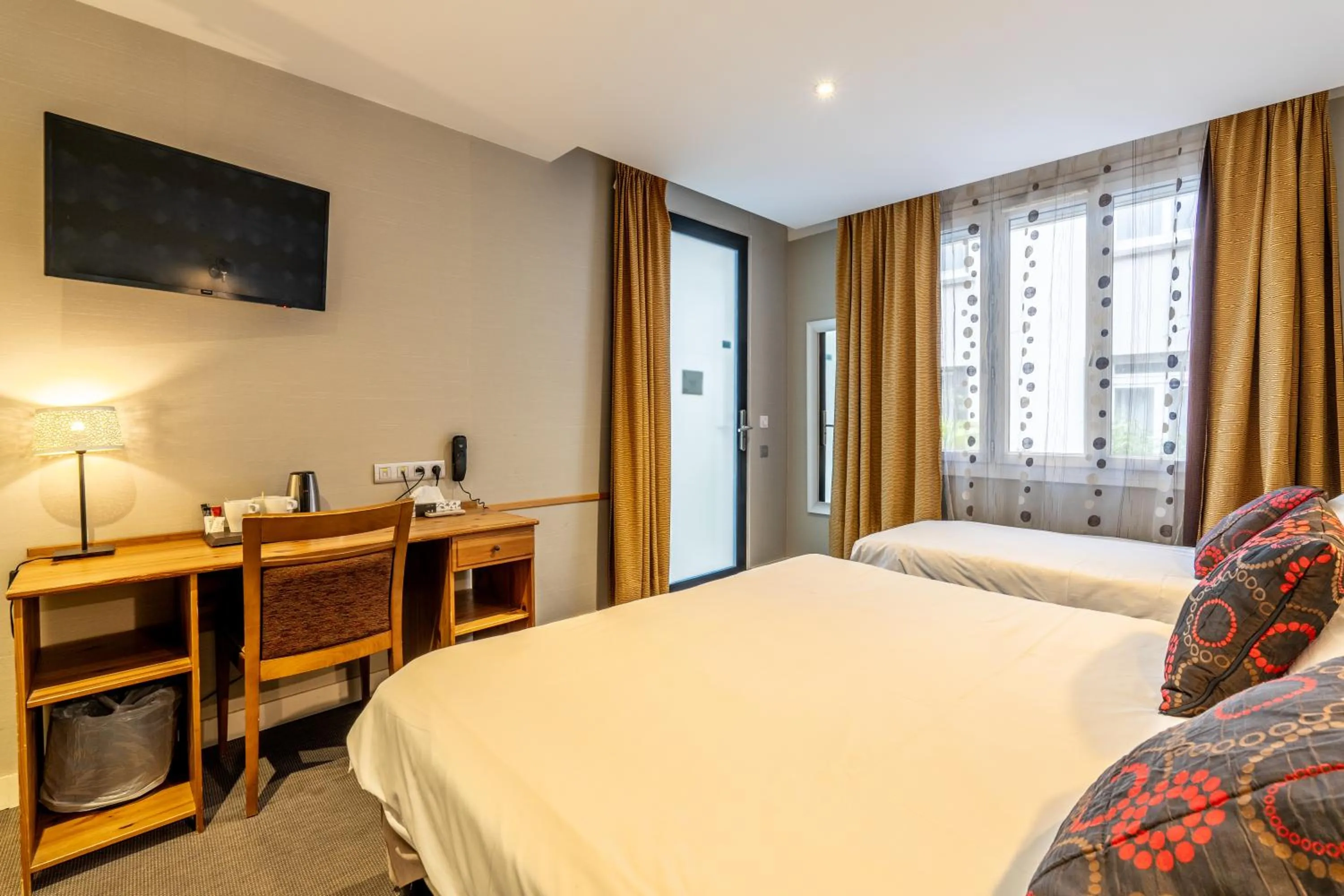 Bed in OLDEGAR Hôtel