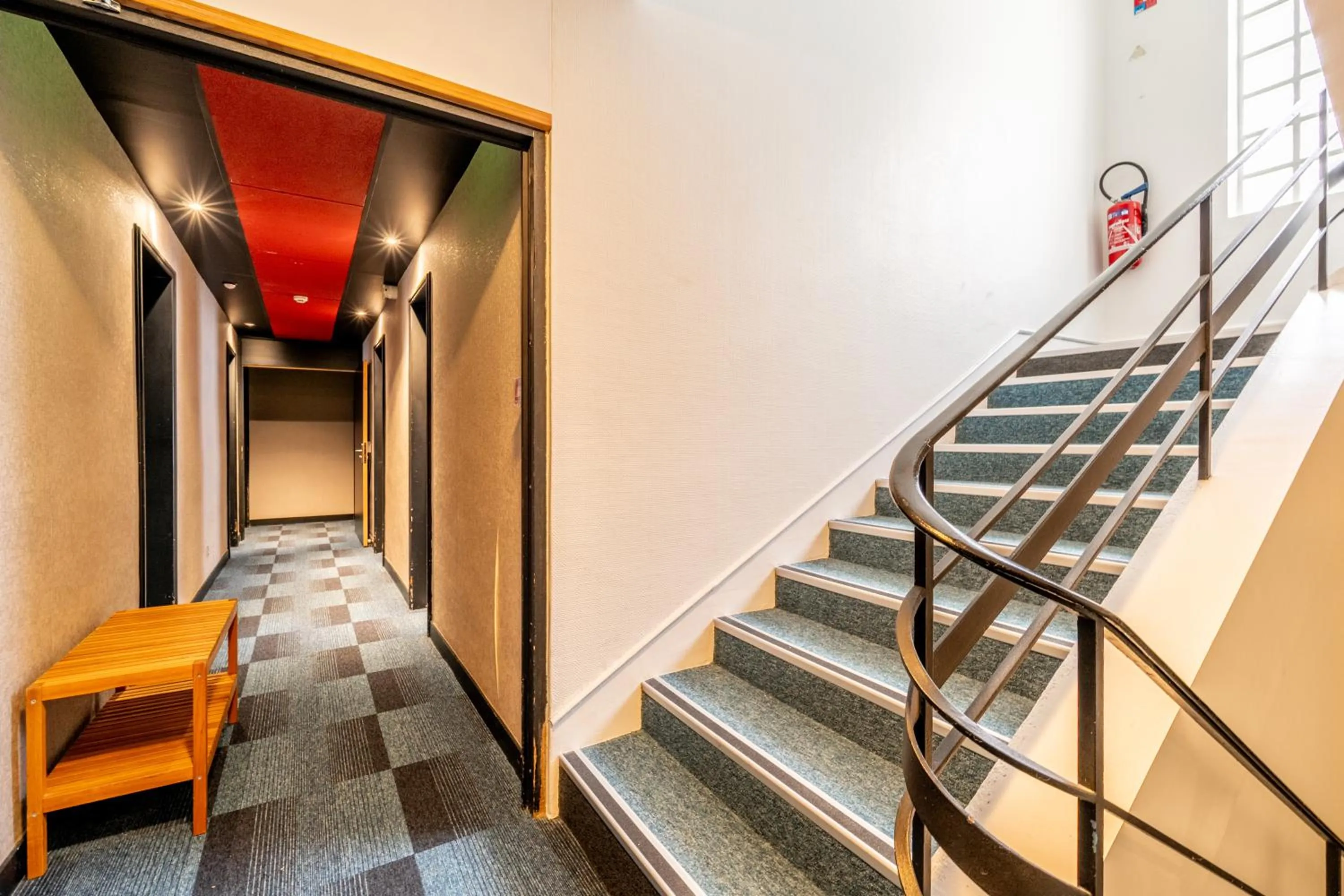 Property building in Hôtel Astoria