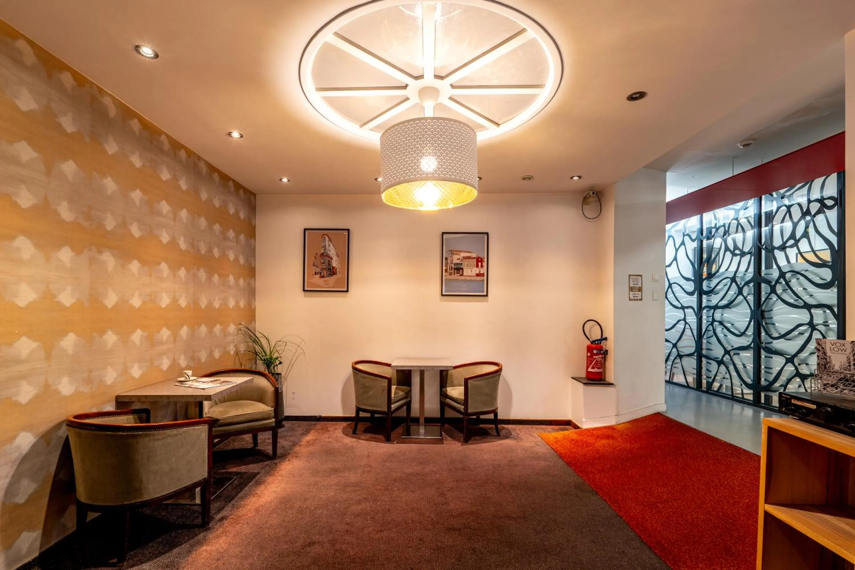 Lobby or reception in Hôtel Astoria