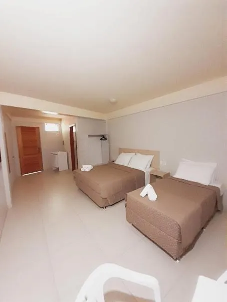 Bed in Lebanon Praia Hotel