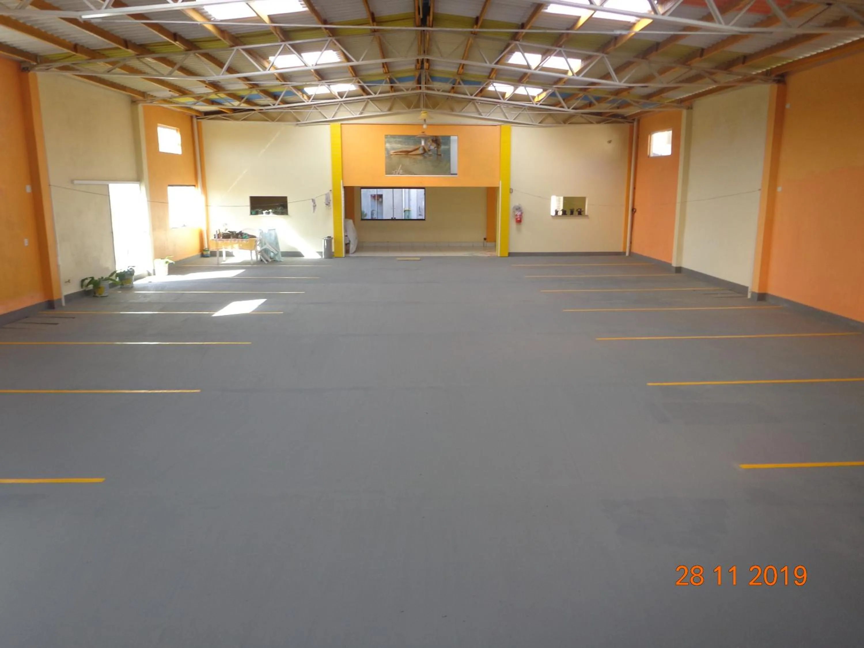 Parking in Lebanon Praia Hotel