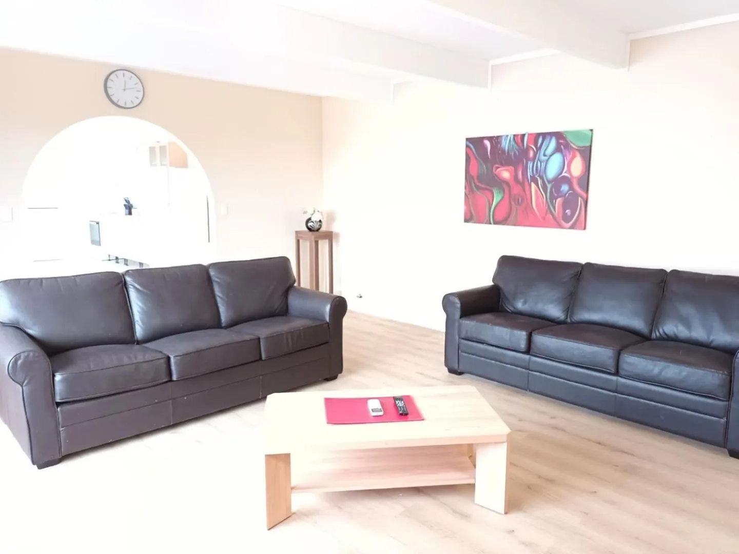 Living room in Albion Motel Finley