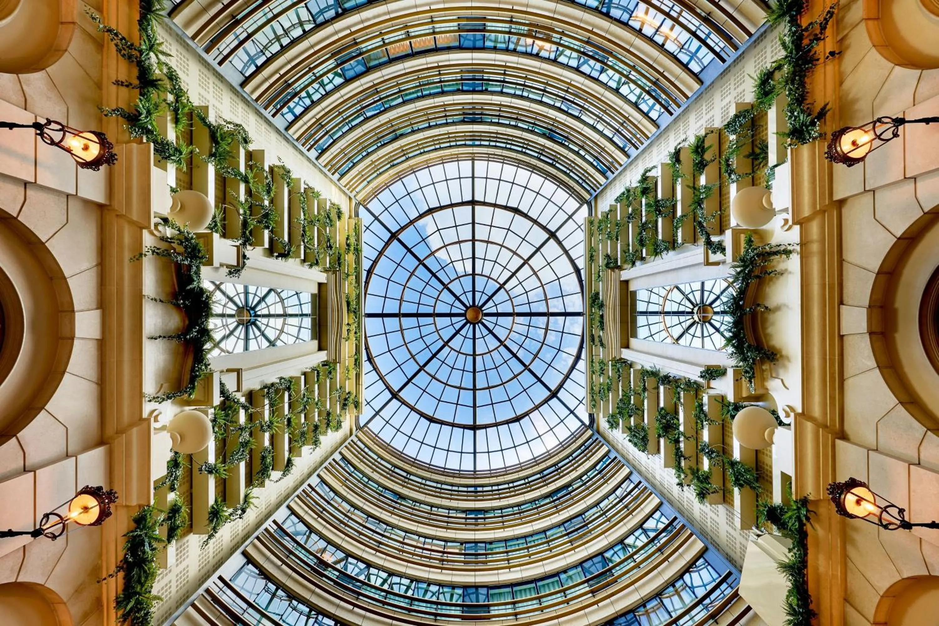Lobby or reception in Paris Marriott Champs Elysees Hotel