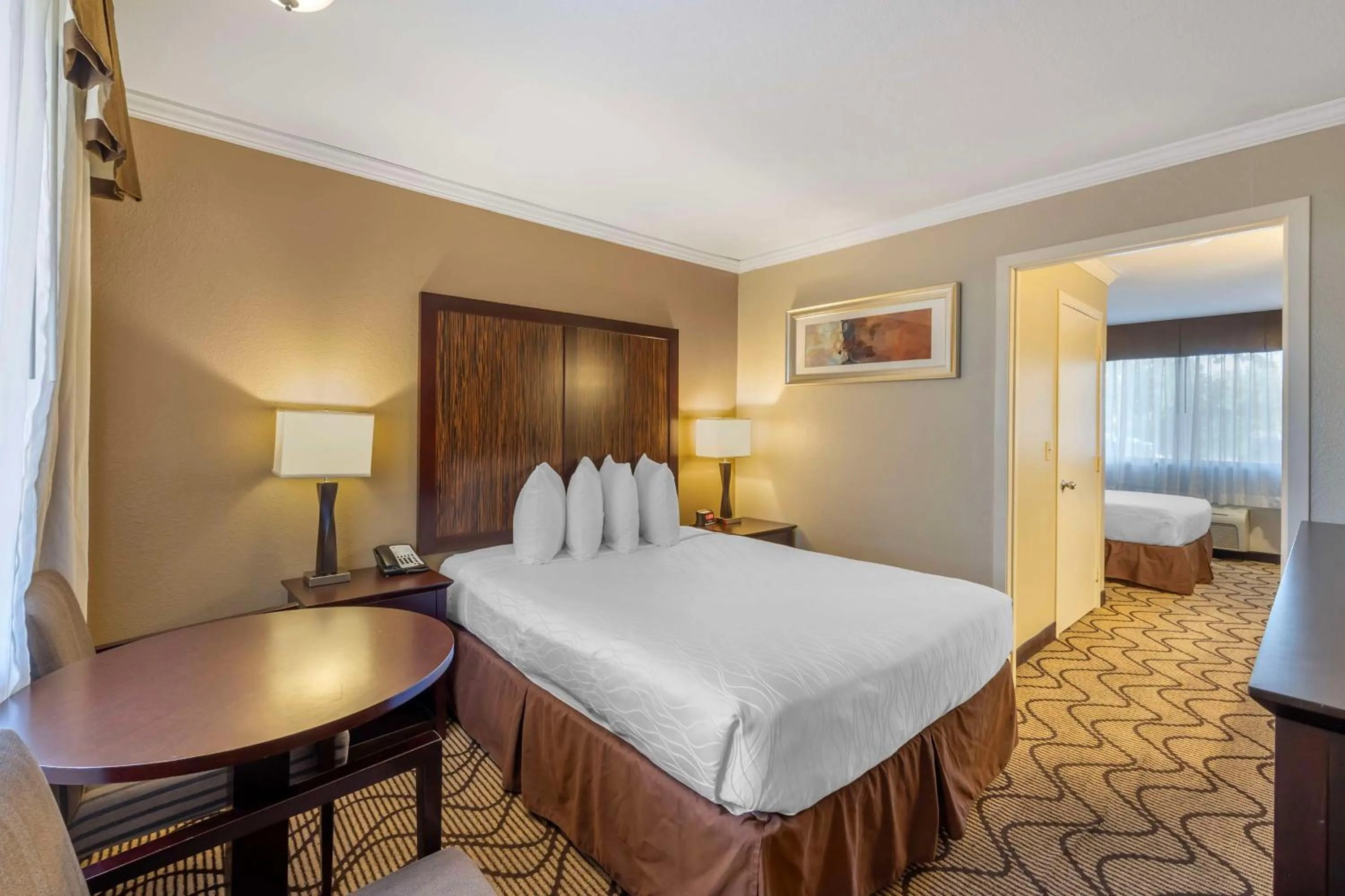 Bedroom, Bed in Best Western Plus Orchid Hotel & Suites