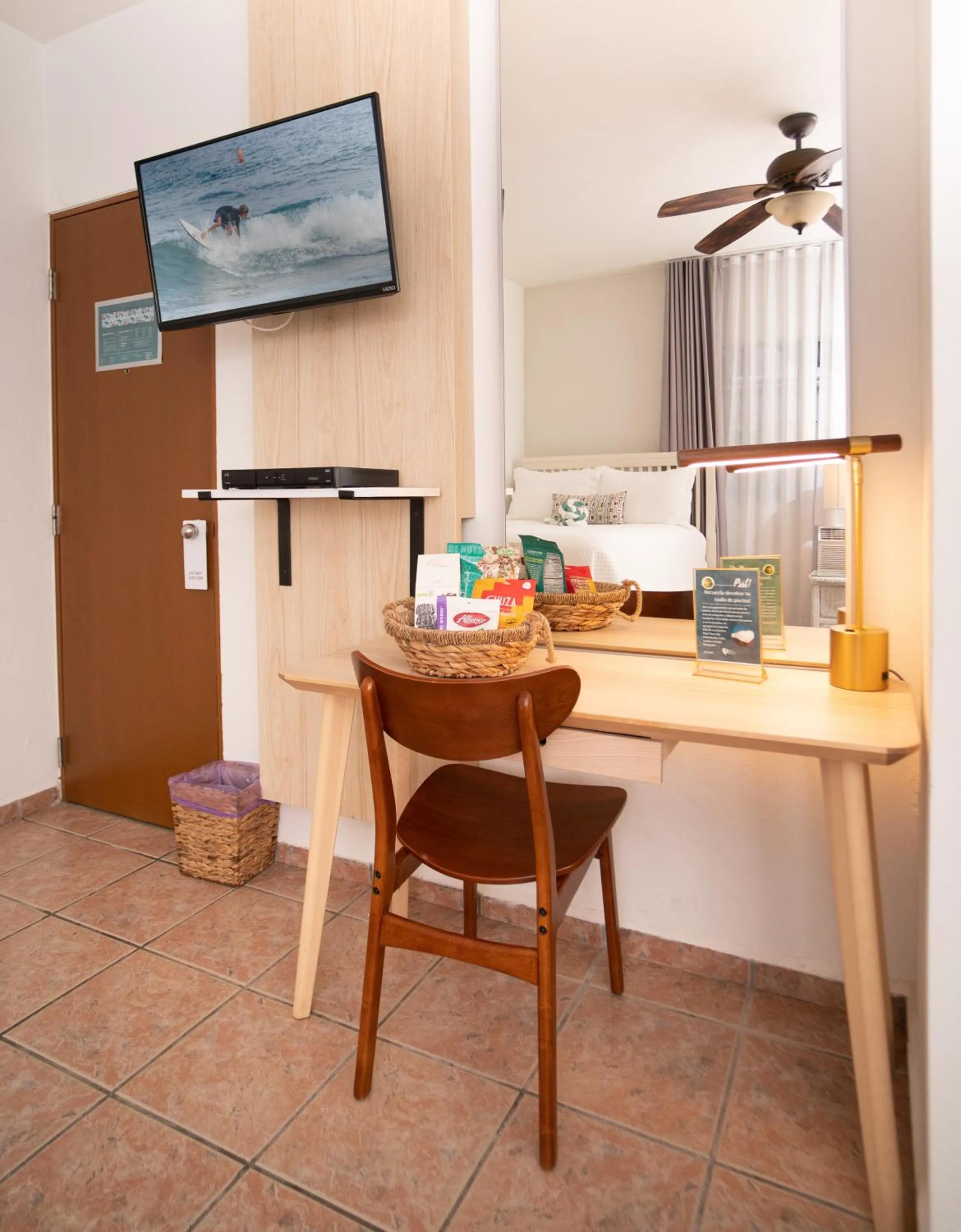 TV and multimedia in Lazy Parrot Inn