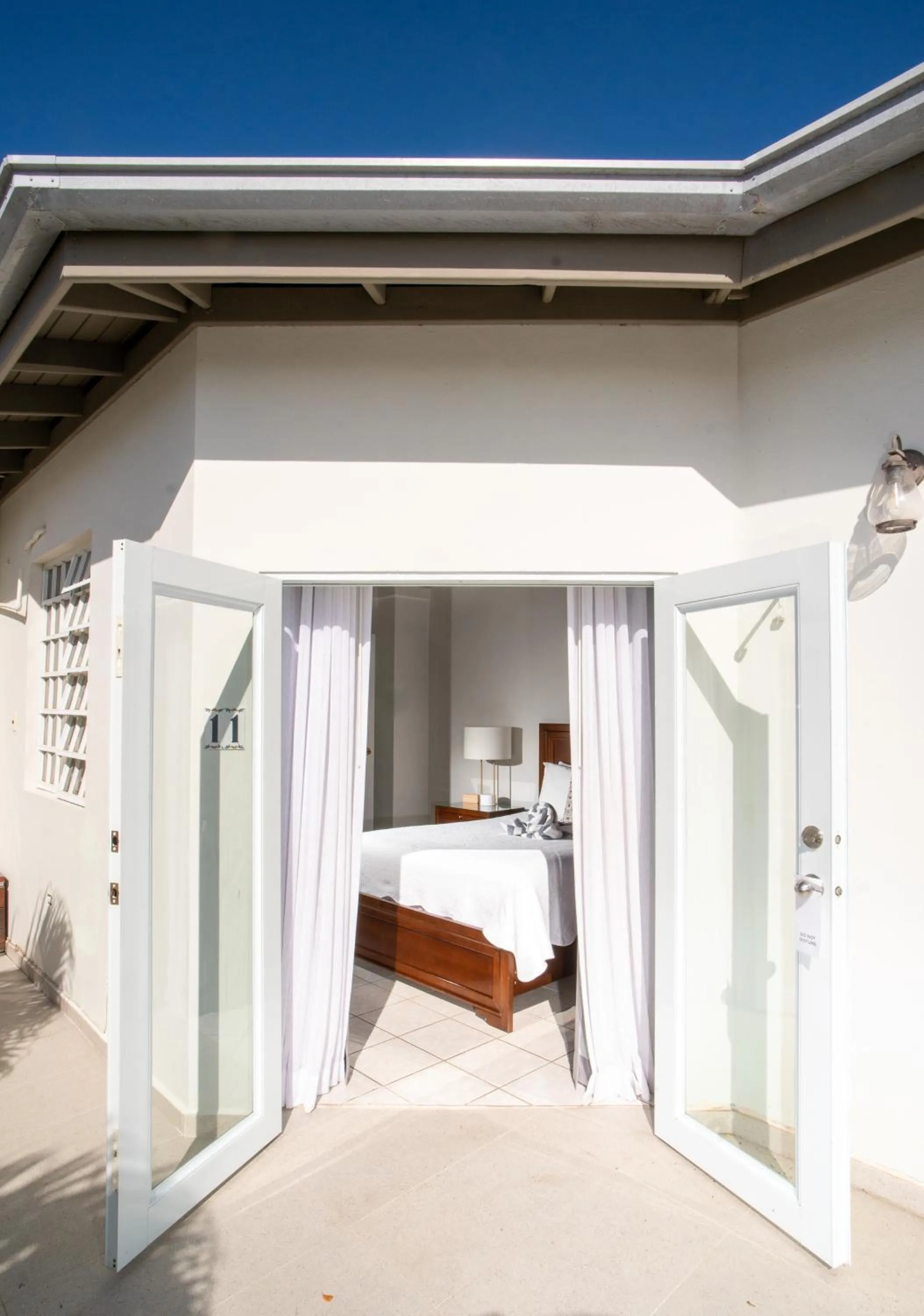 Bedroom in Lazy Parrot Inn