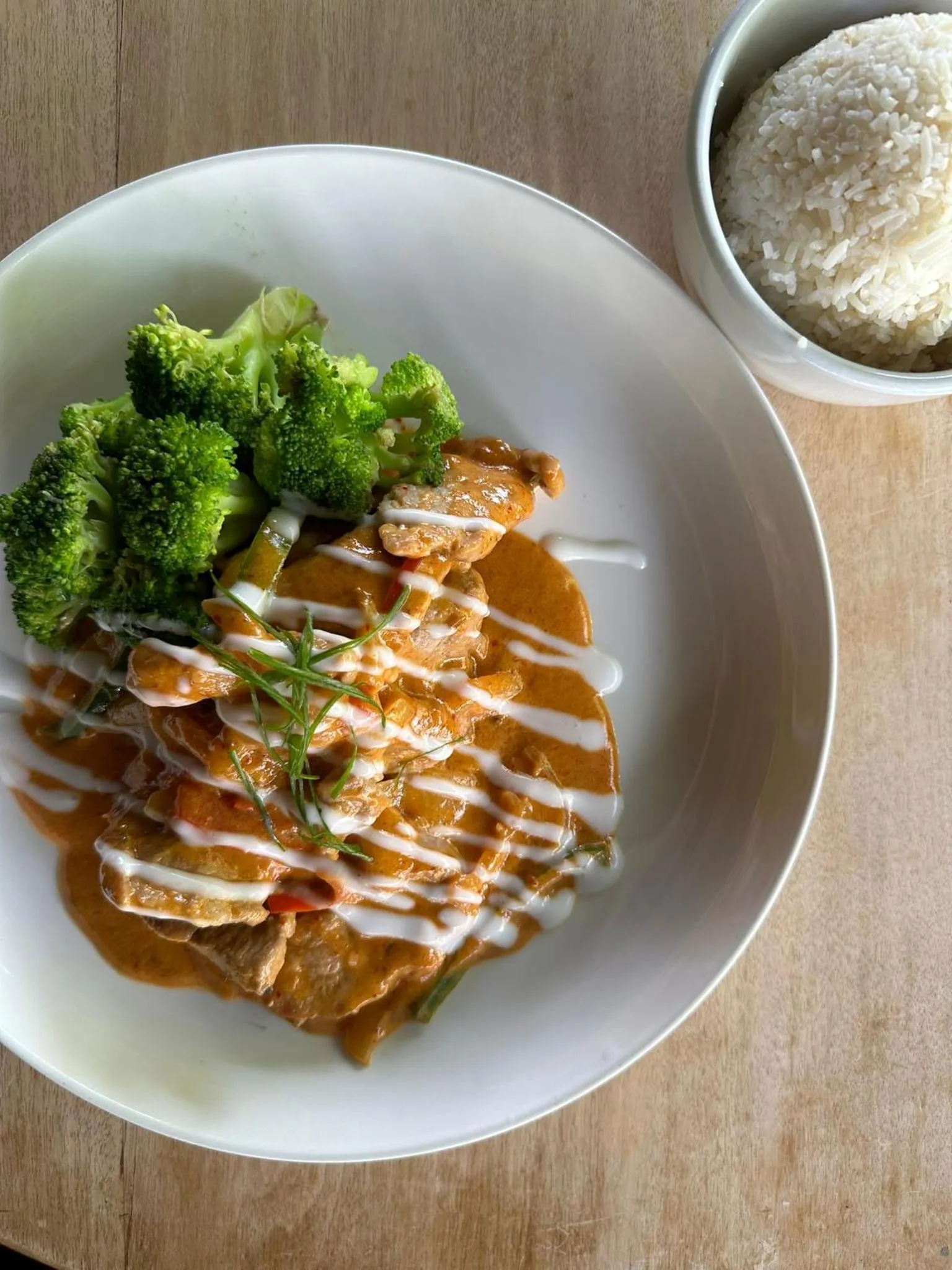 Restaurant/places to eat in Lazy Parrot Inn