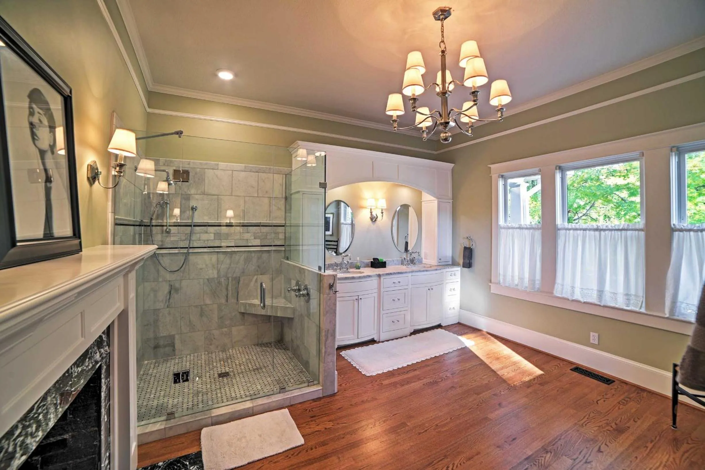 Spacious and Stunning Cleveland Getaway on 1 Acre