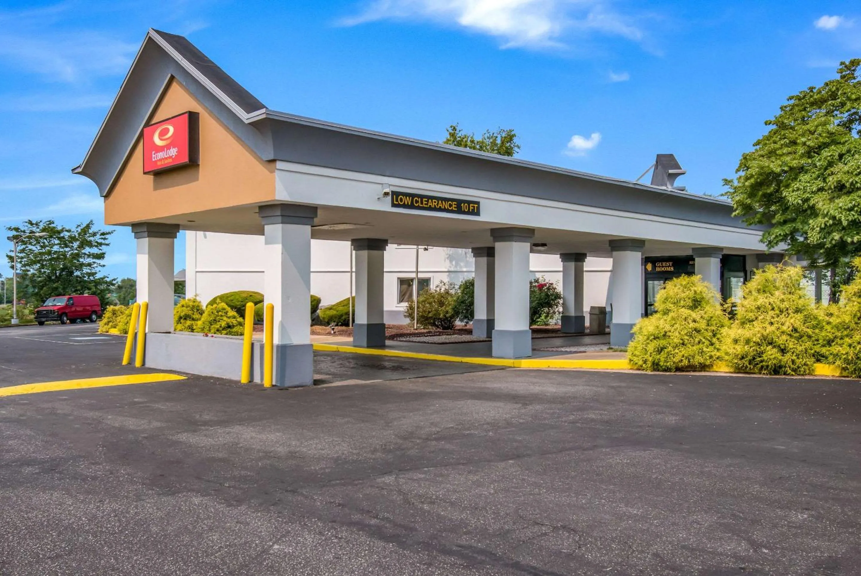 Econo Lodge Inn & Suites Chambersburg Central