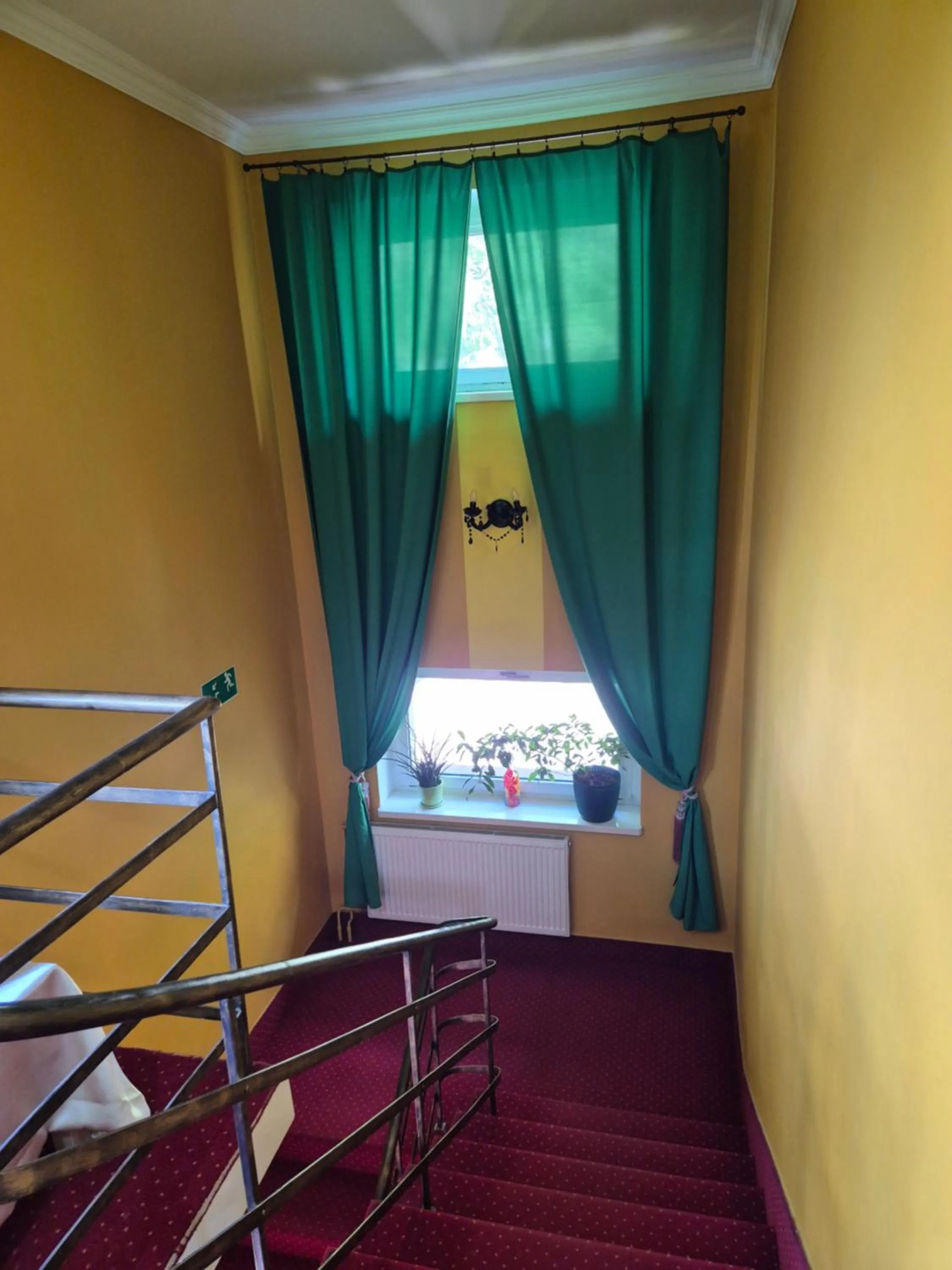 Property building, Bed in Rezydencja Izabella